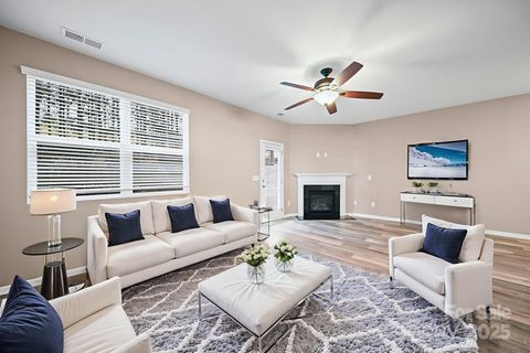 Photo of 3273 Yarmouth Lane, Gastonia, NC 28056 (MLS # 4329553)