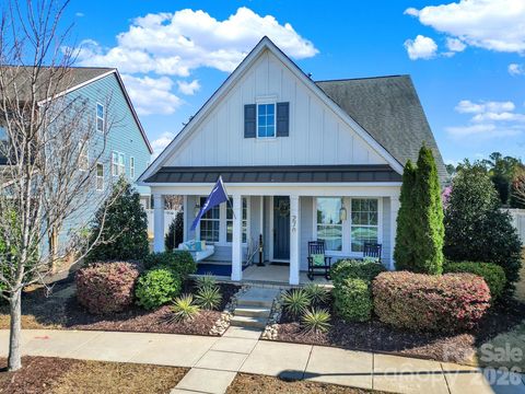 Photo of 270 Helton Lane, Fort Mill, SC 29708 (MLS # 4354912)