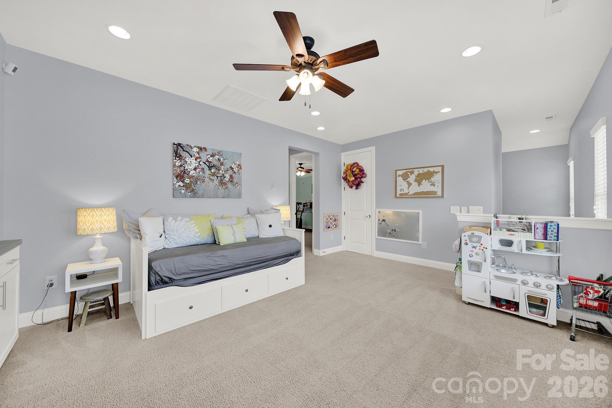 Brayden - Residential