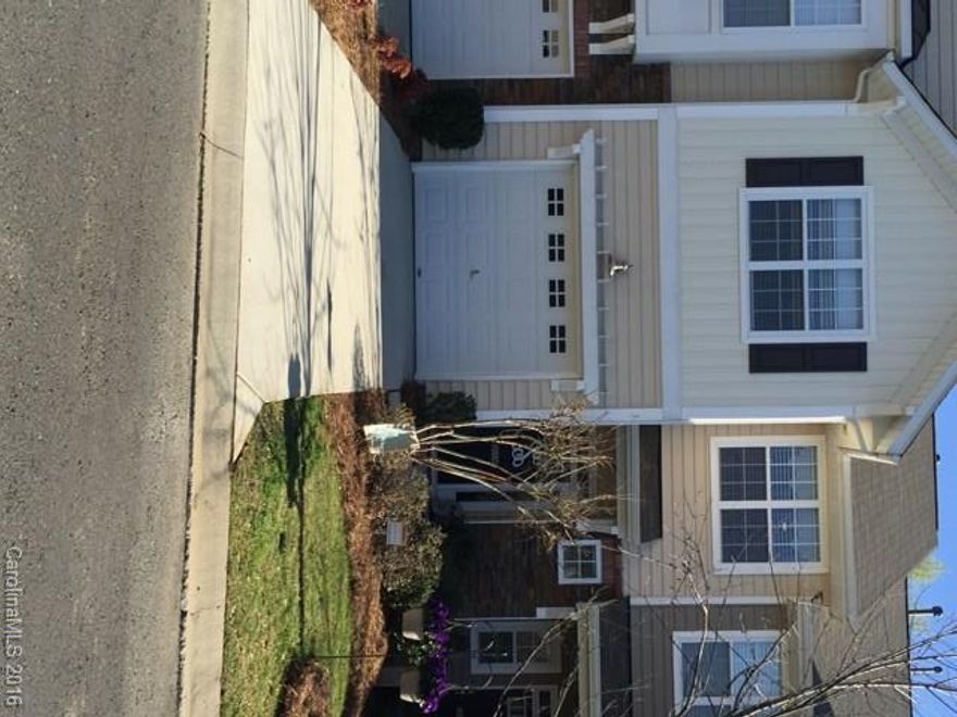 Wonderful townhome in a spectacular community! Lots of living space! Spacious granite kitchen w/ bar, dining area/great room. Spacious bedrooms on 2nd floor. Single garage and screen porch. Neighborhood has pool and sidewalks. Easy stroll to schools. Great access to I-77 and lake.