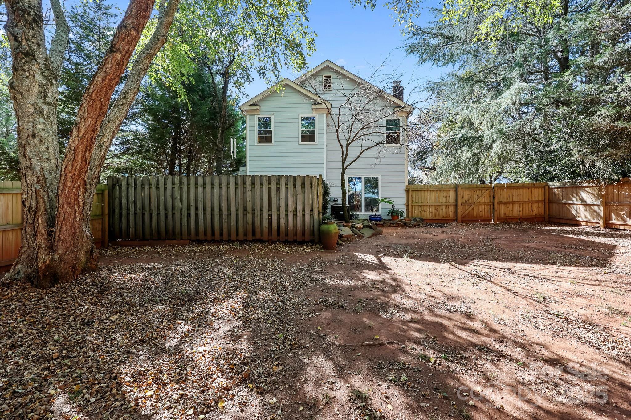 Hilltop - Residential