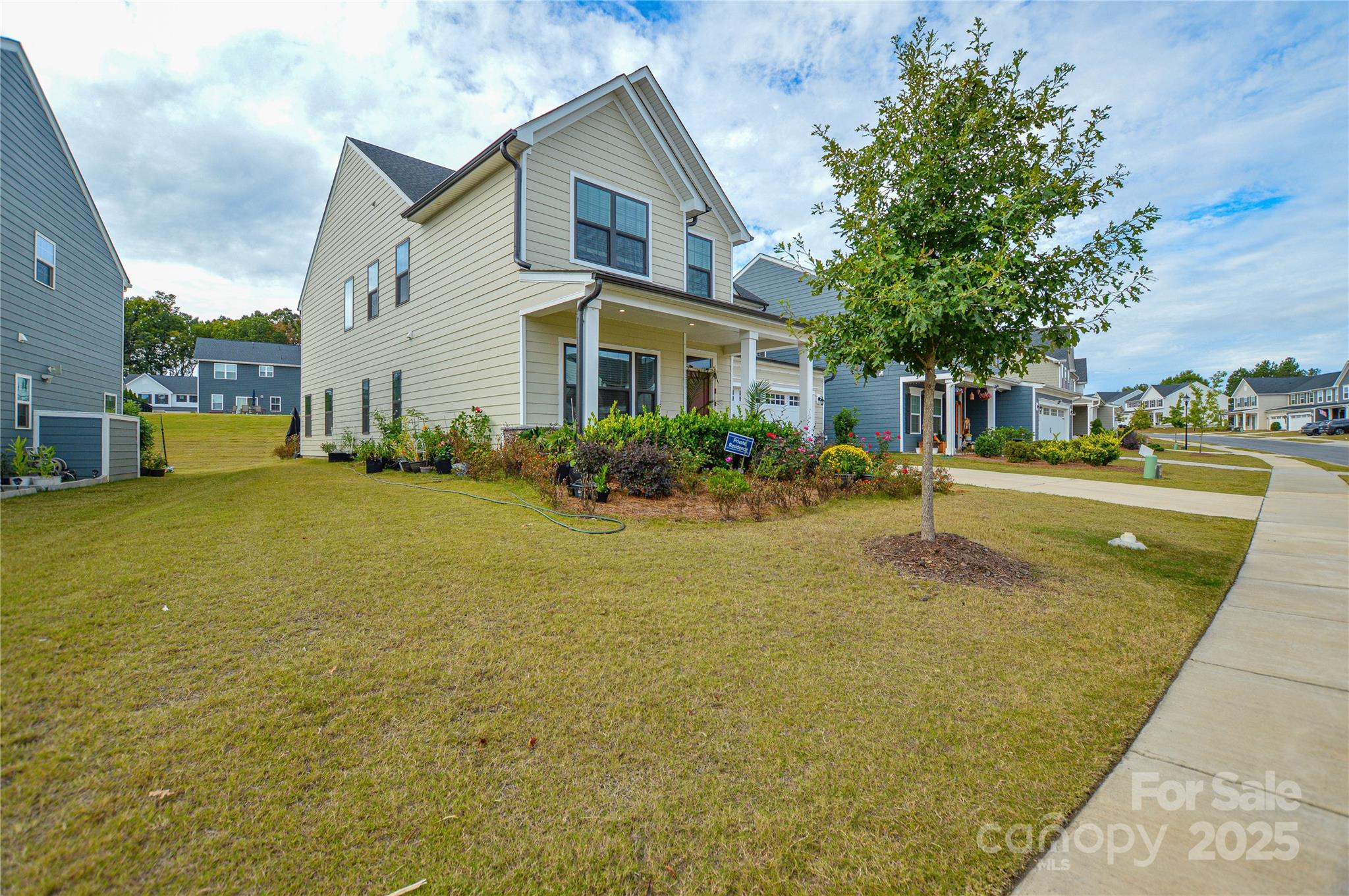 1724 Dennis Austin Lane