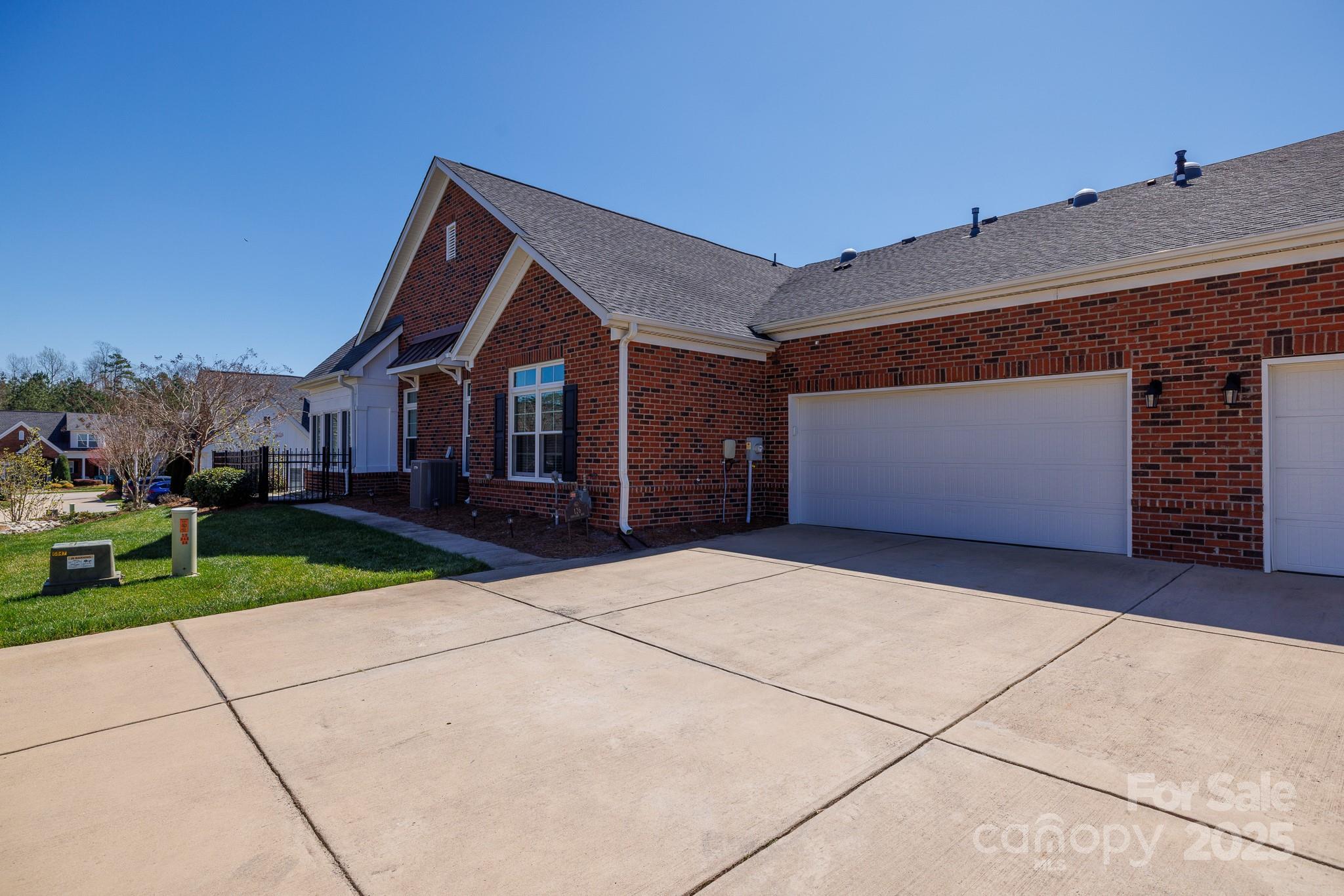 Augusta Place at Laurel Creek - Residential