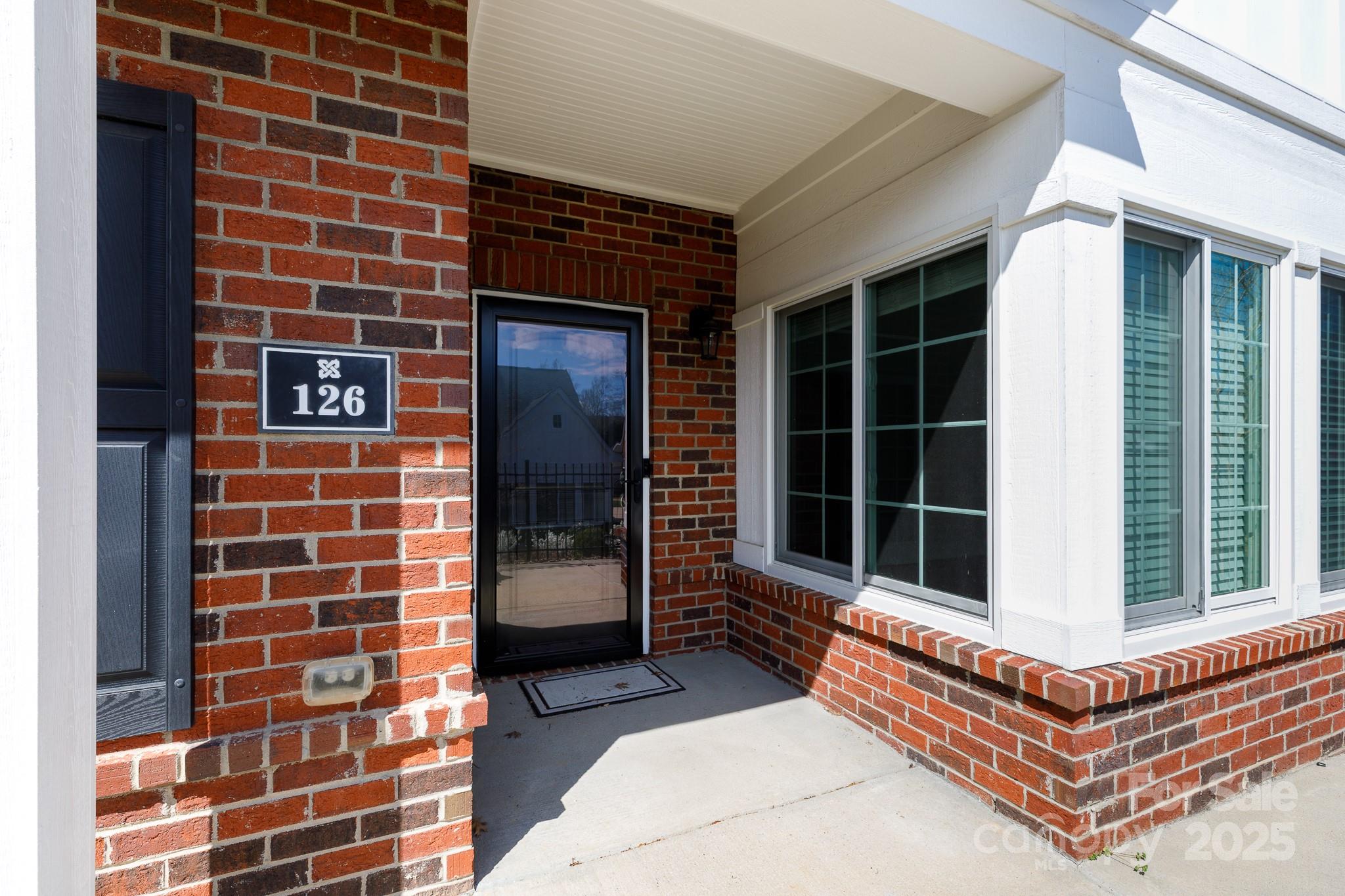 126 Adelaide Way