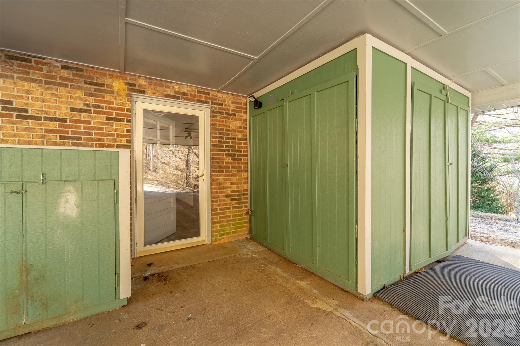 Forest Hills - Residential