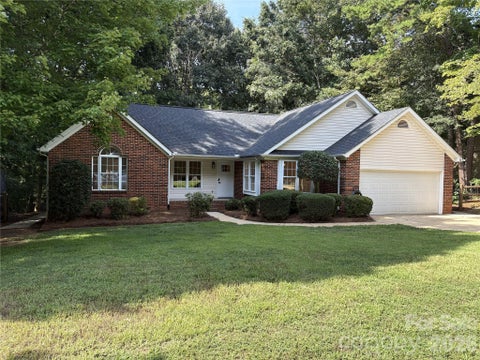Photo of 13800 Woody Point Road, Charlotte, NC 28278 (MLS # 4420701)