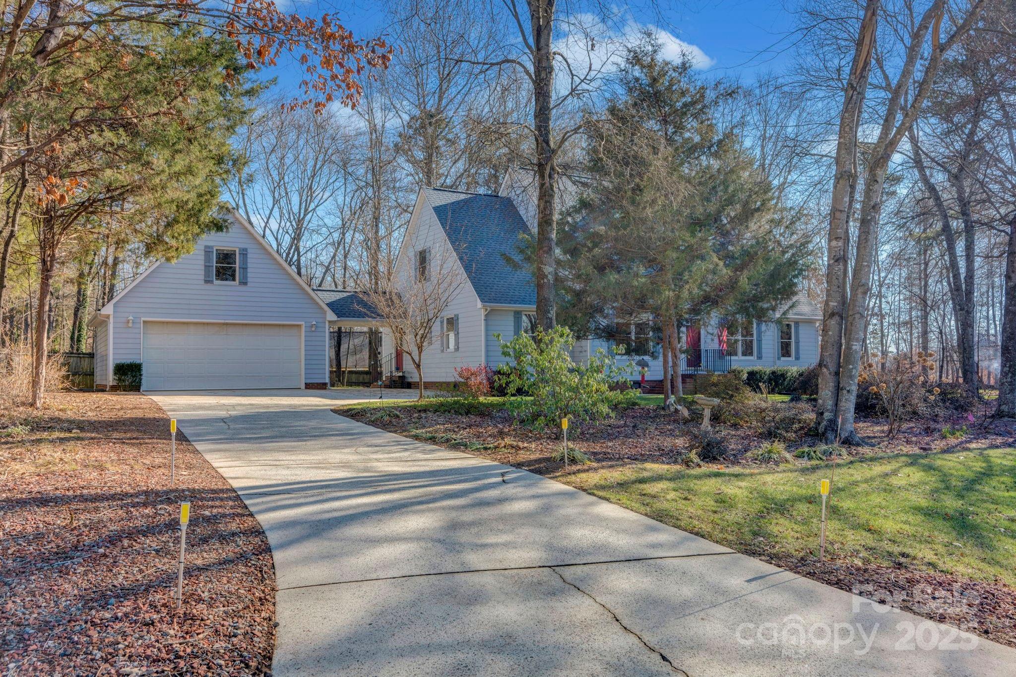 161 Picwyck Drive