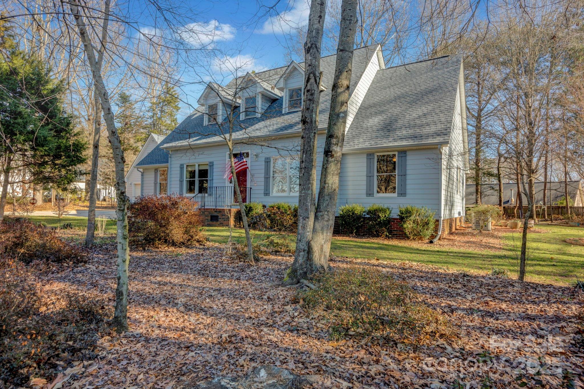 161 Picwyck Drive
