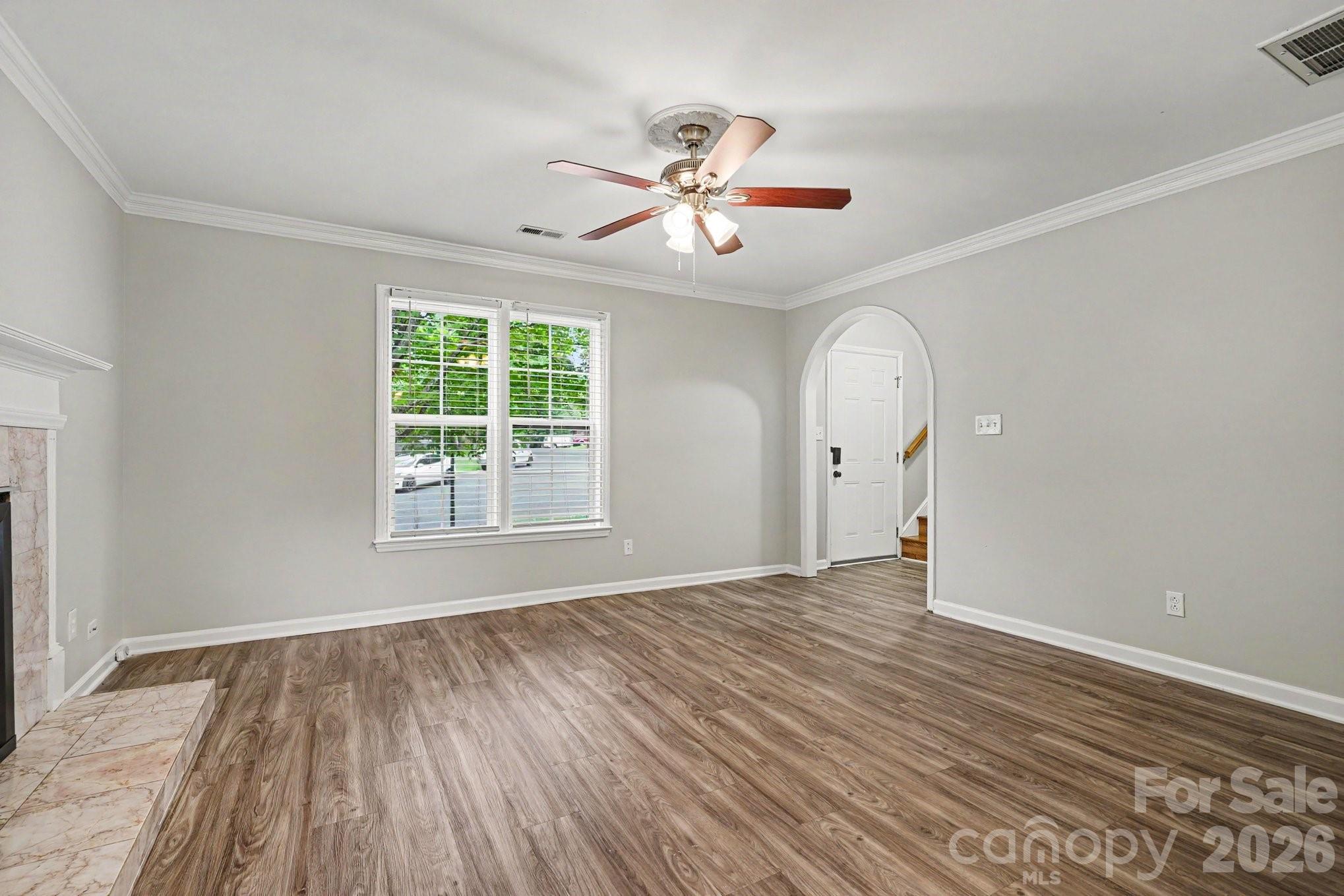 8904 Brown Oak Court