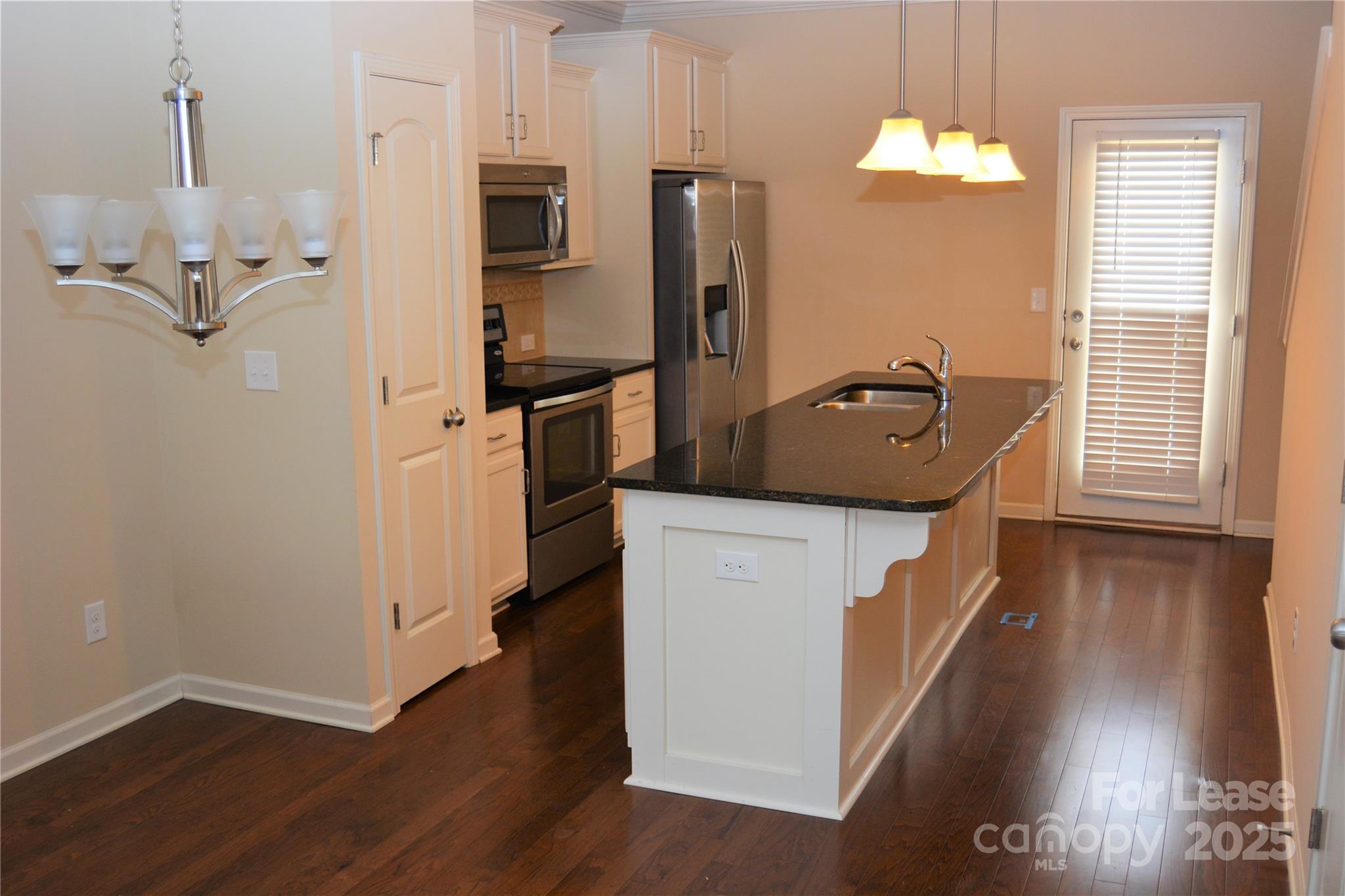 5212 Prosperity Church Road