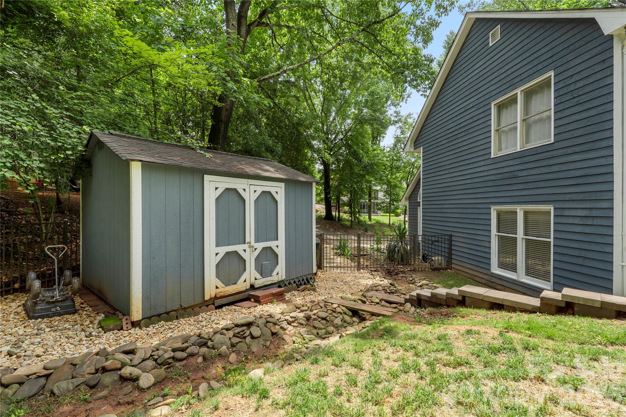 Tega Cay - Residential
