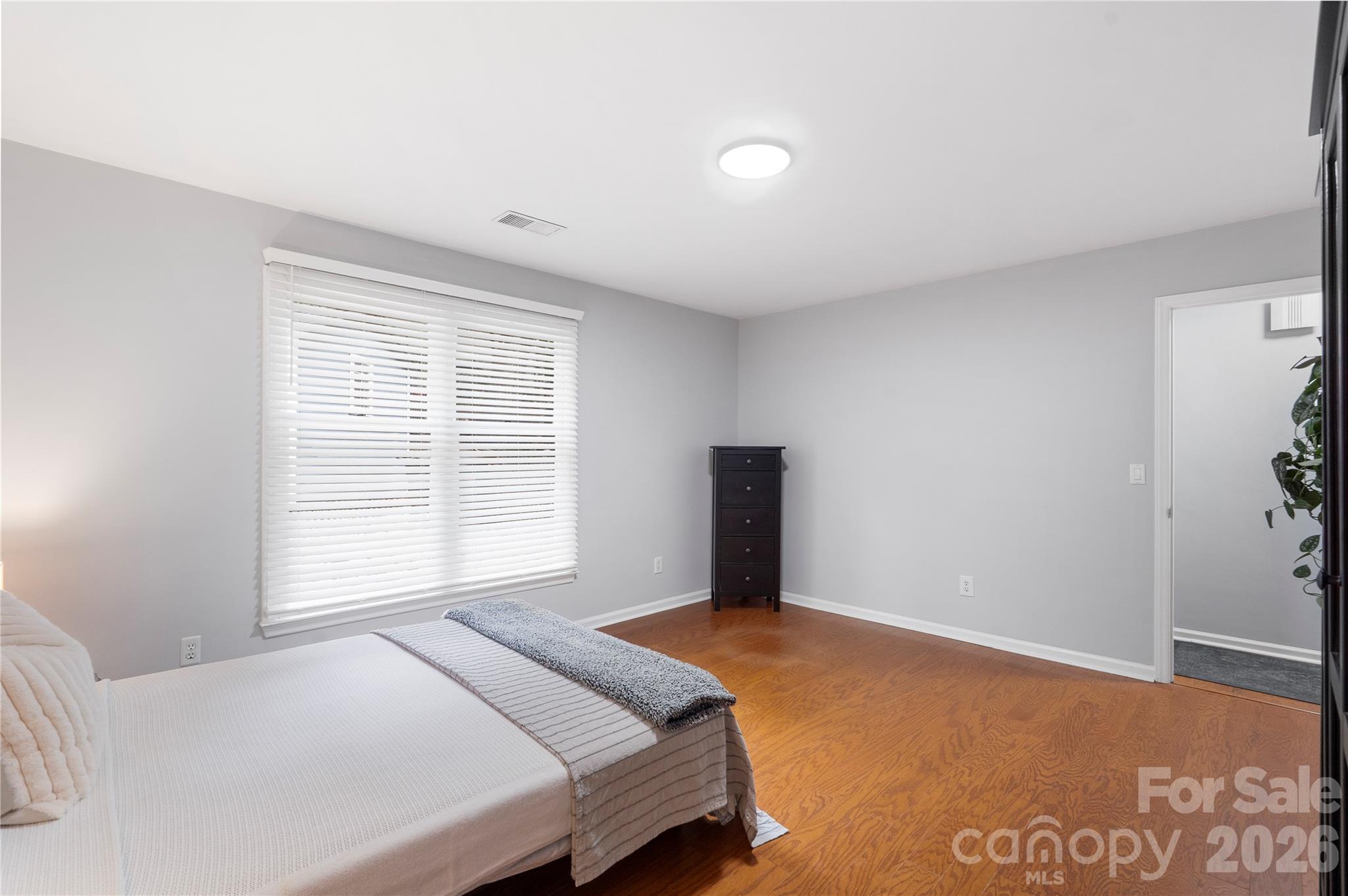 Tega Cay - Residential
