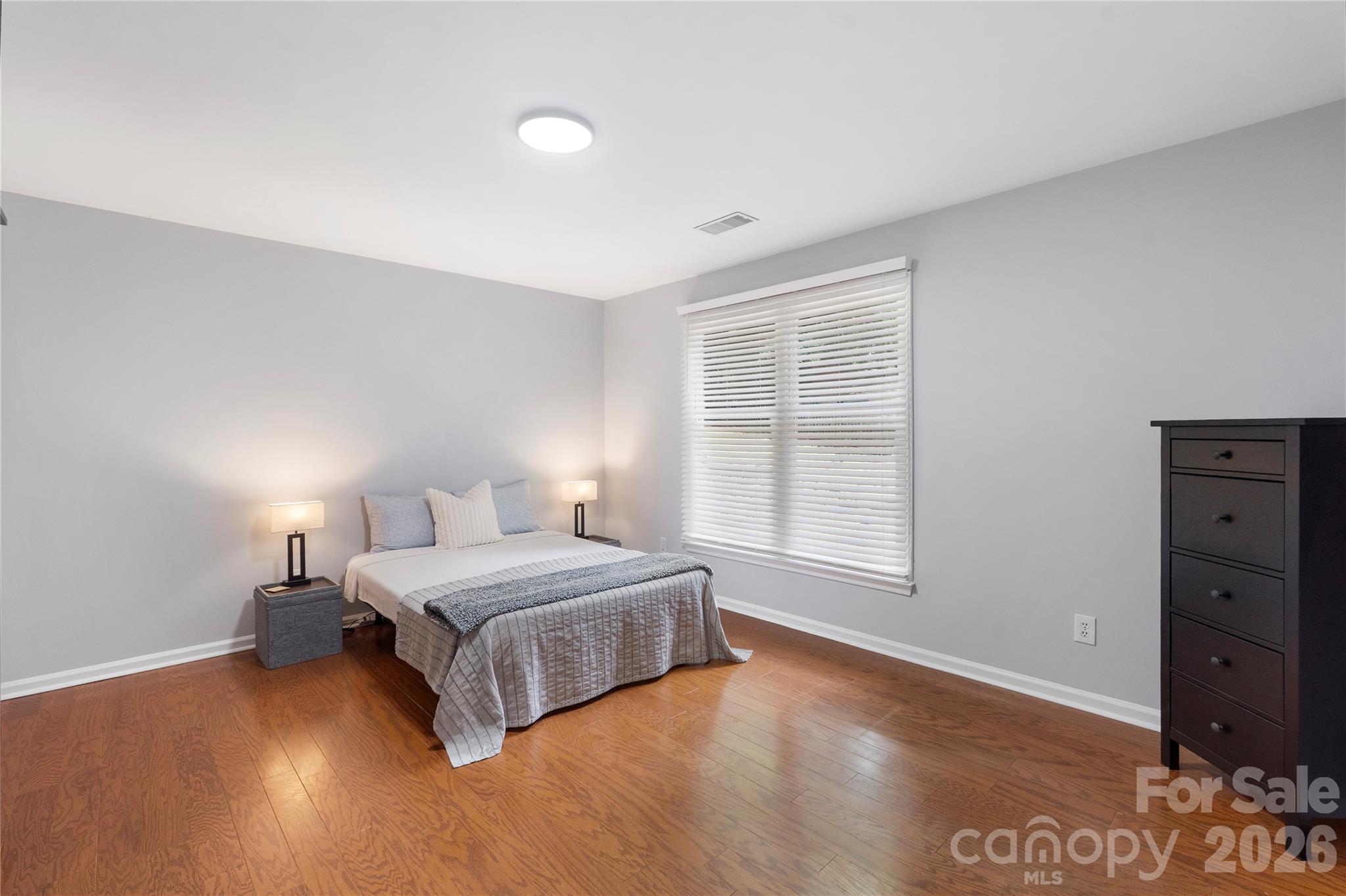 Tega Cay - Residential