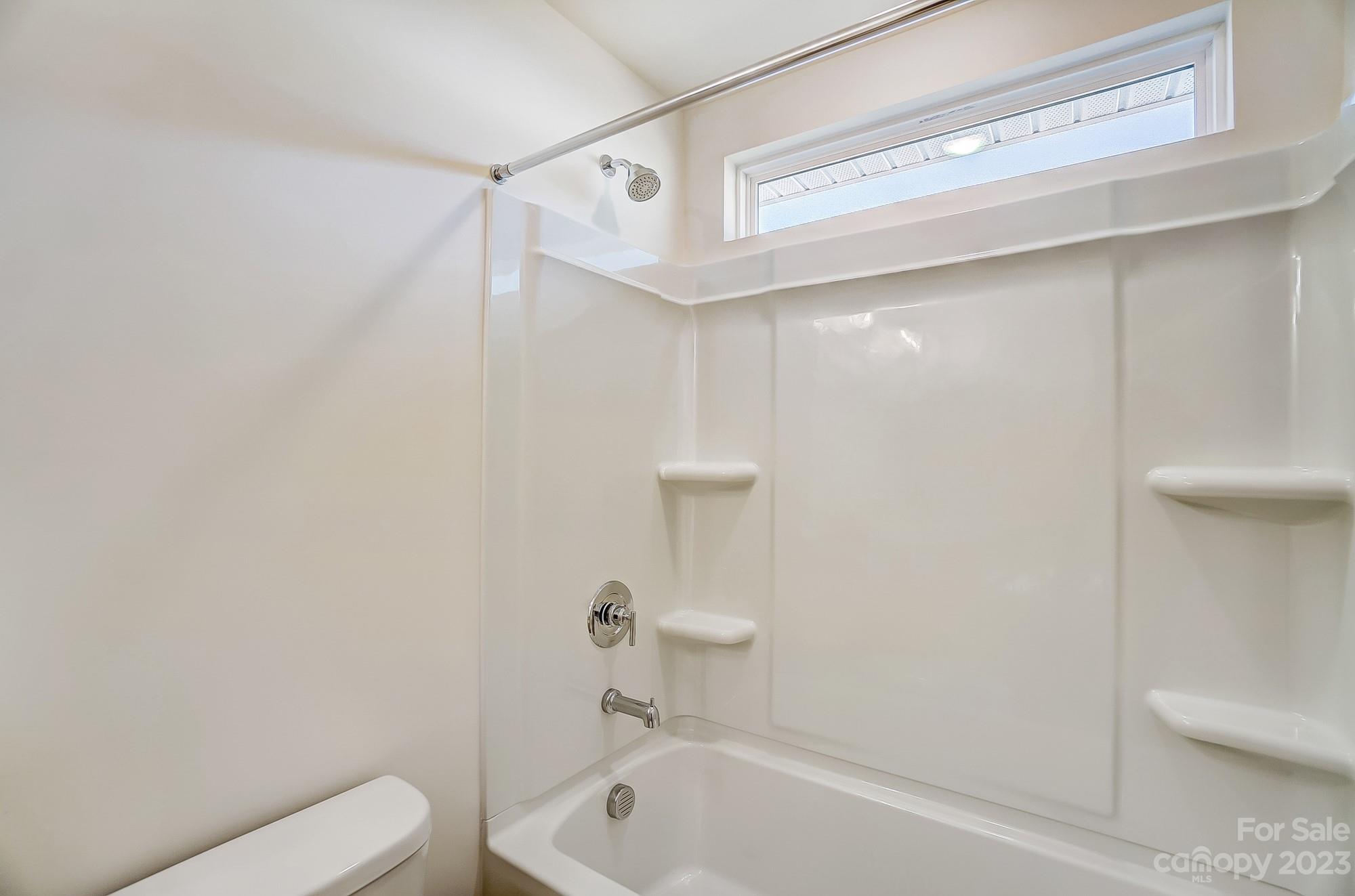 Hampton Woods - Residential