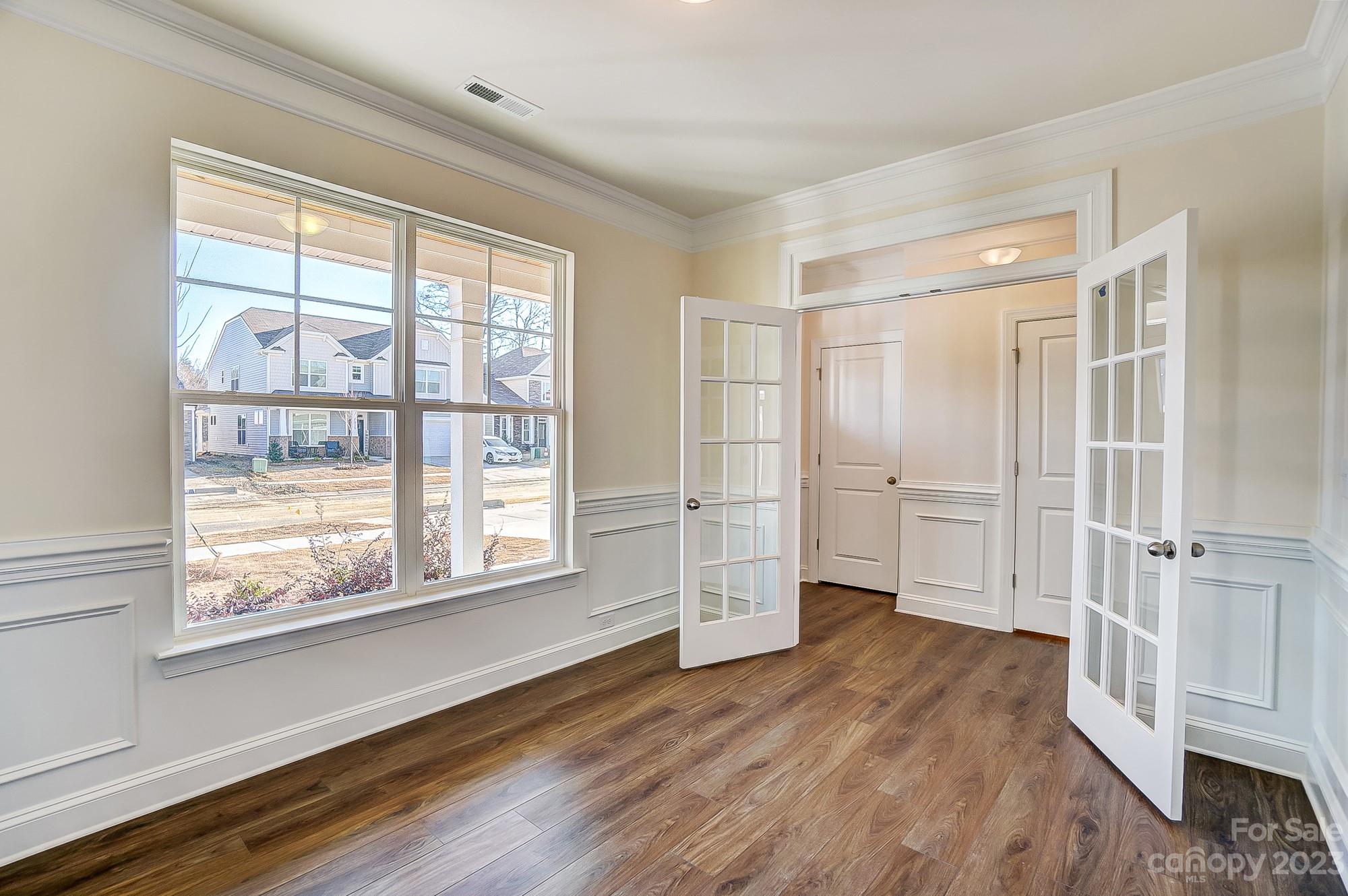 Hampton Woods - Residential