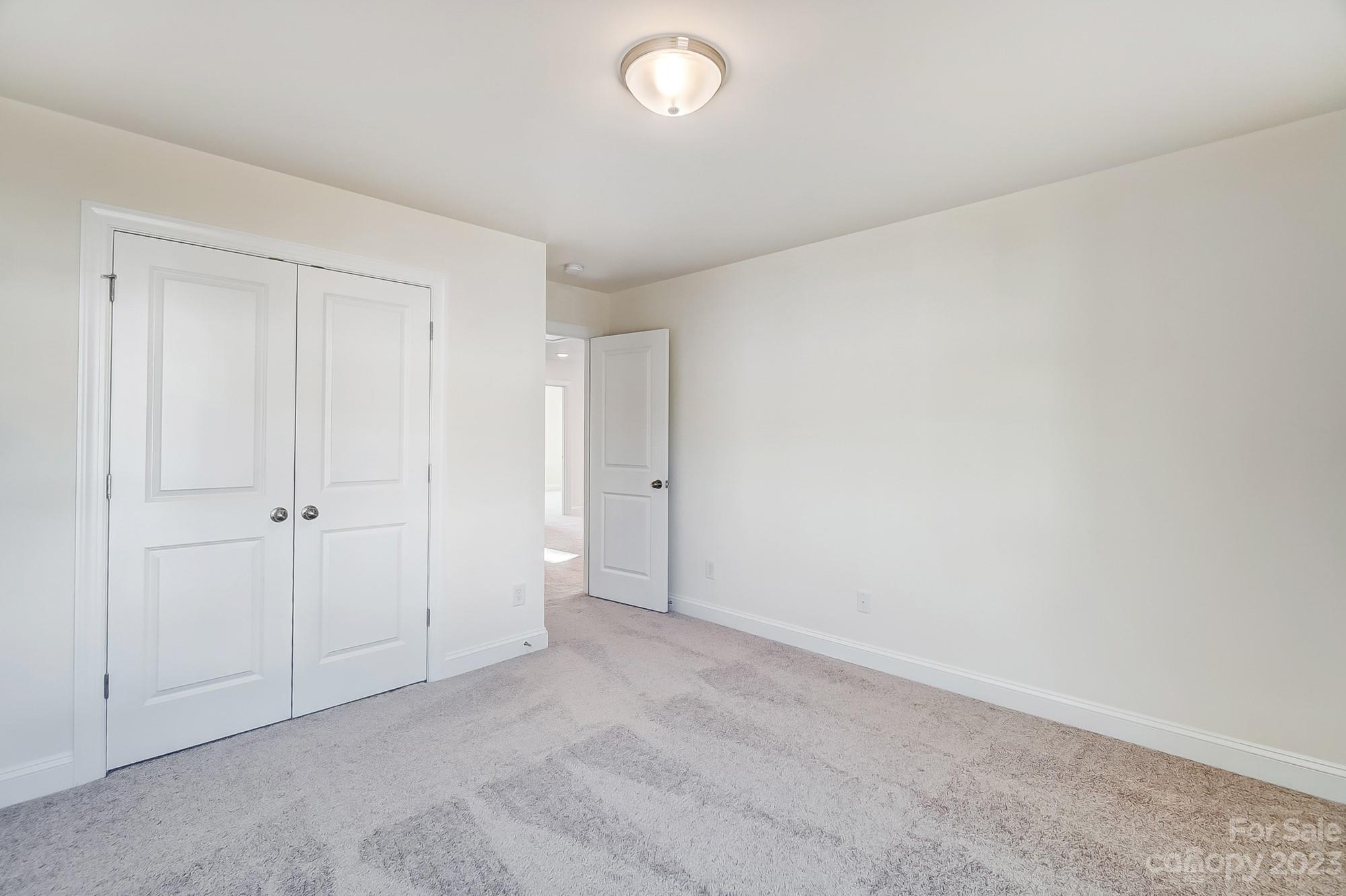 Hampton Woods - Residential