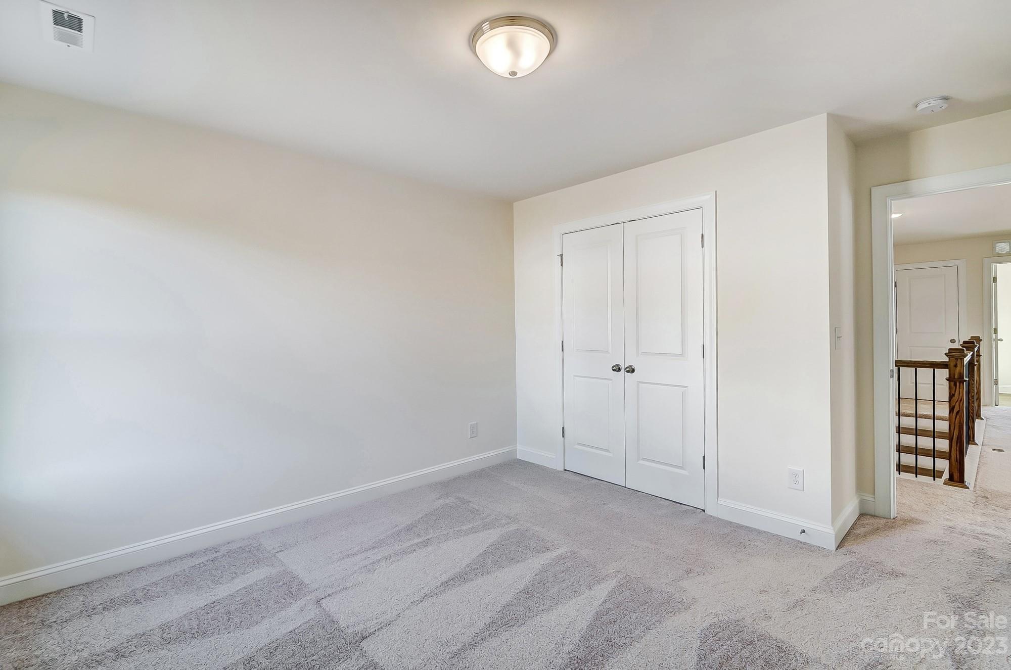 Hampton Woods - Residential