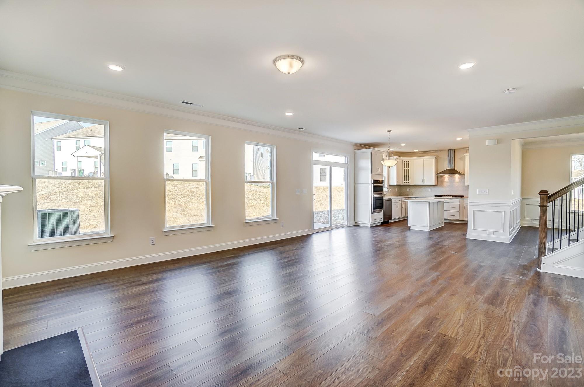 Hampton Woods - Residential