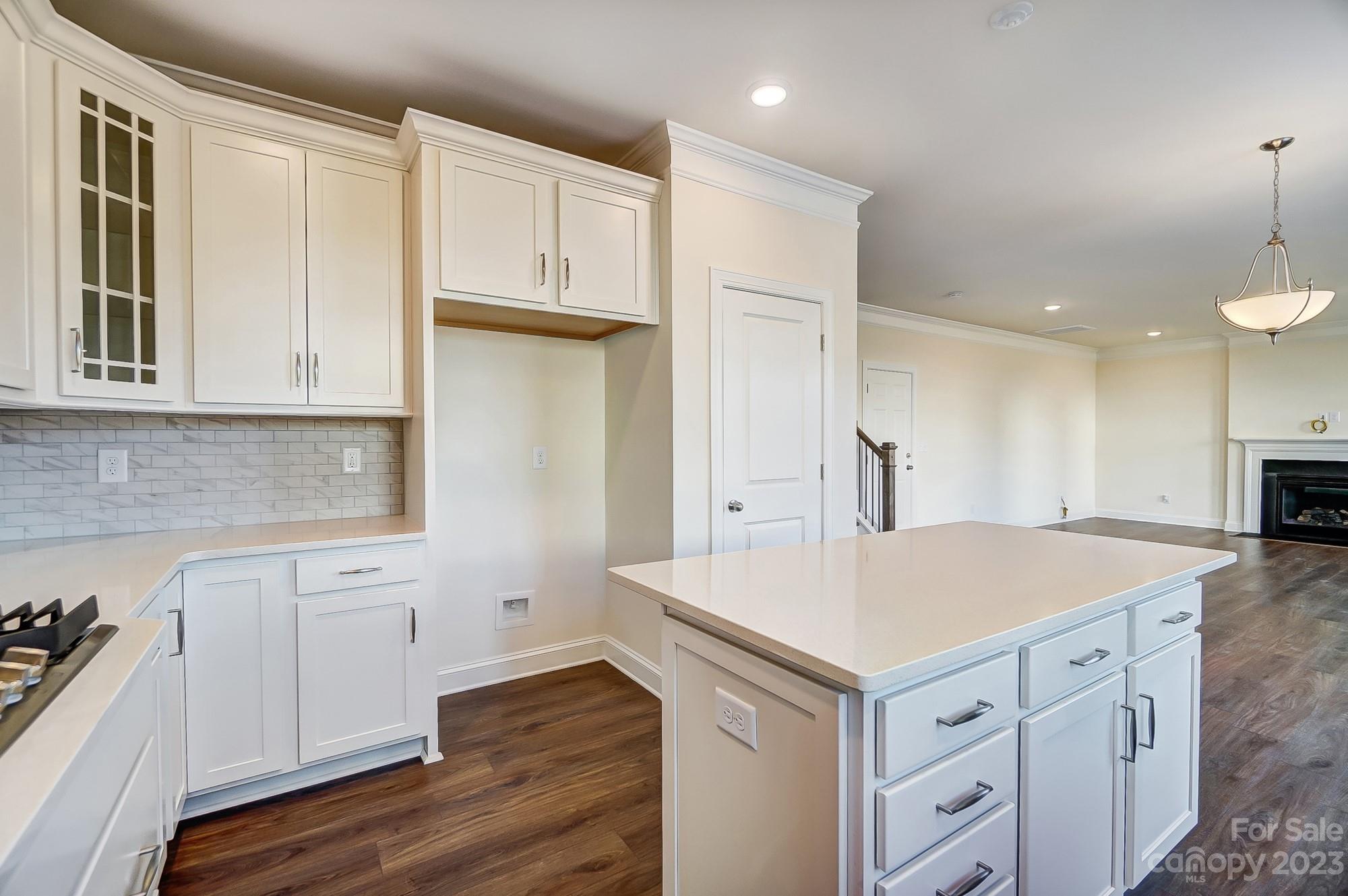 Hampton Woods - Residential