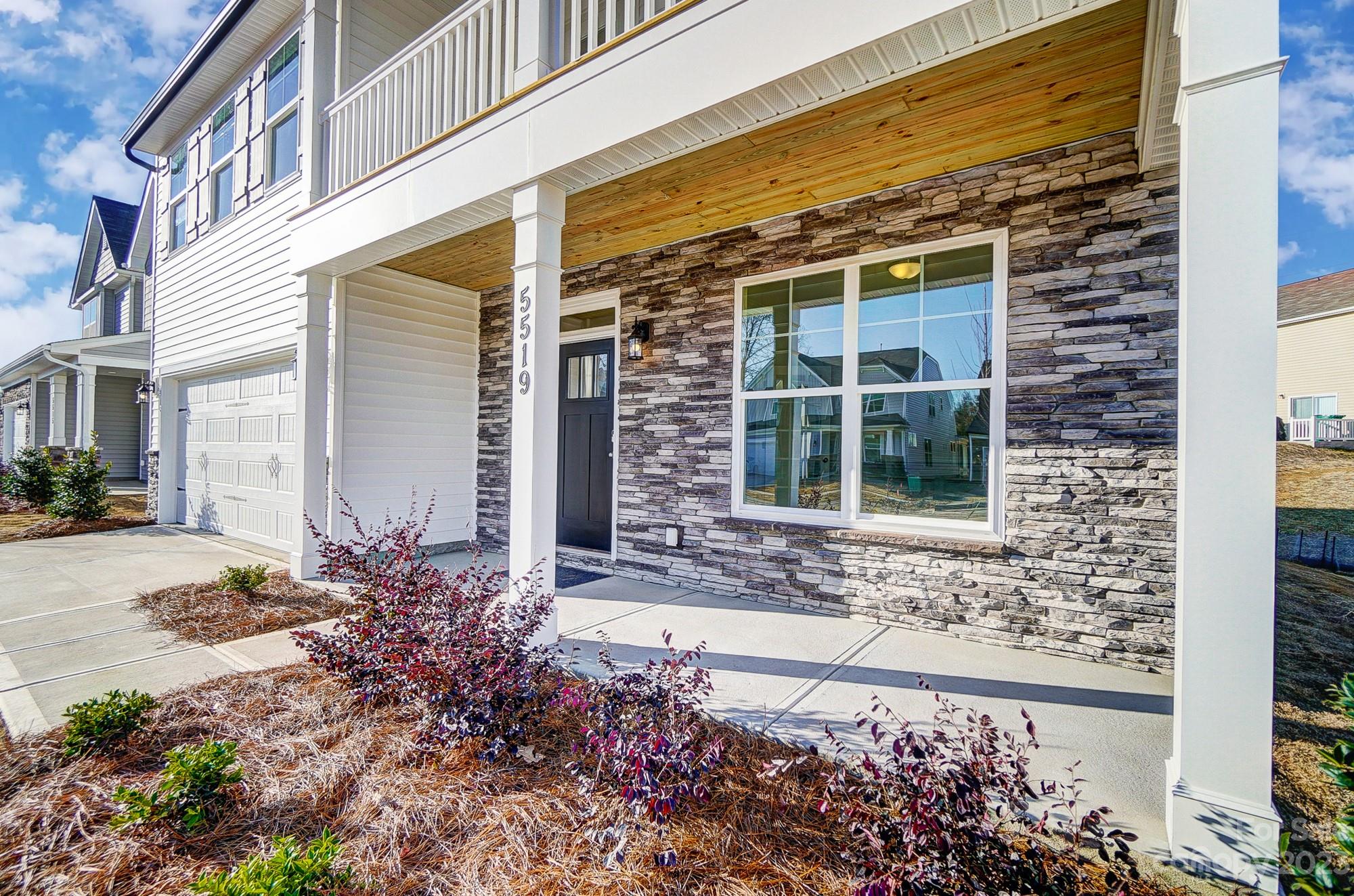 Hampton Woods - Residential