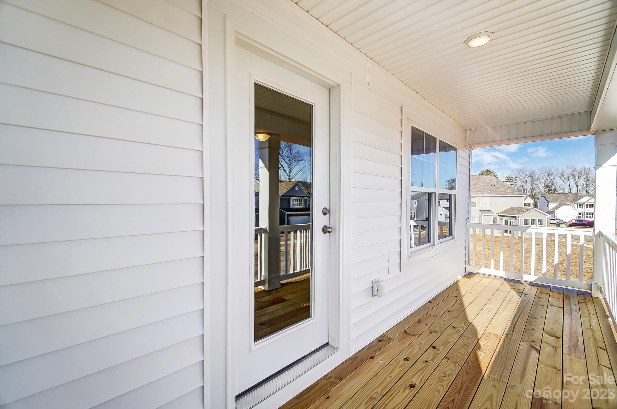 Hampton Woods - Residential