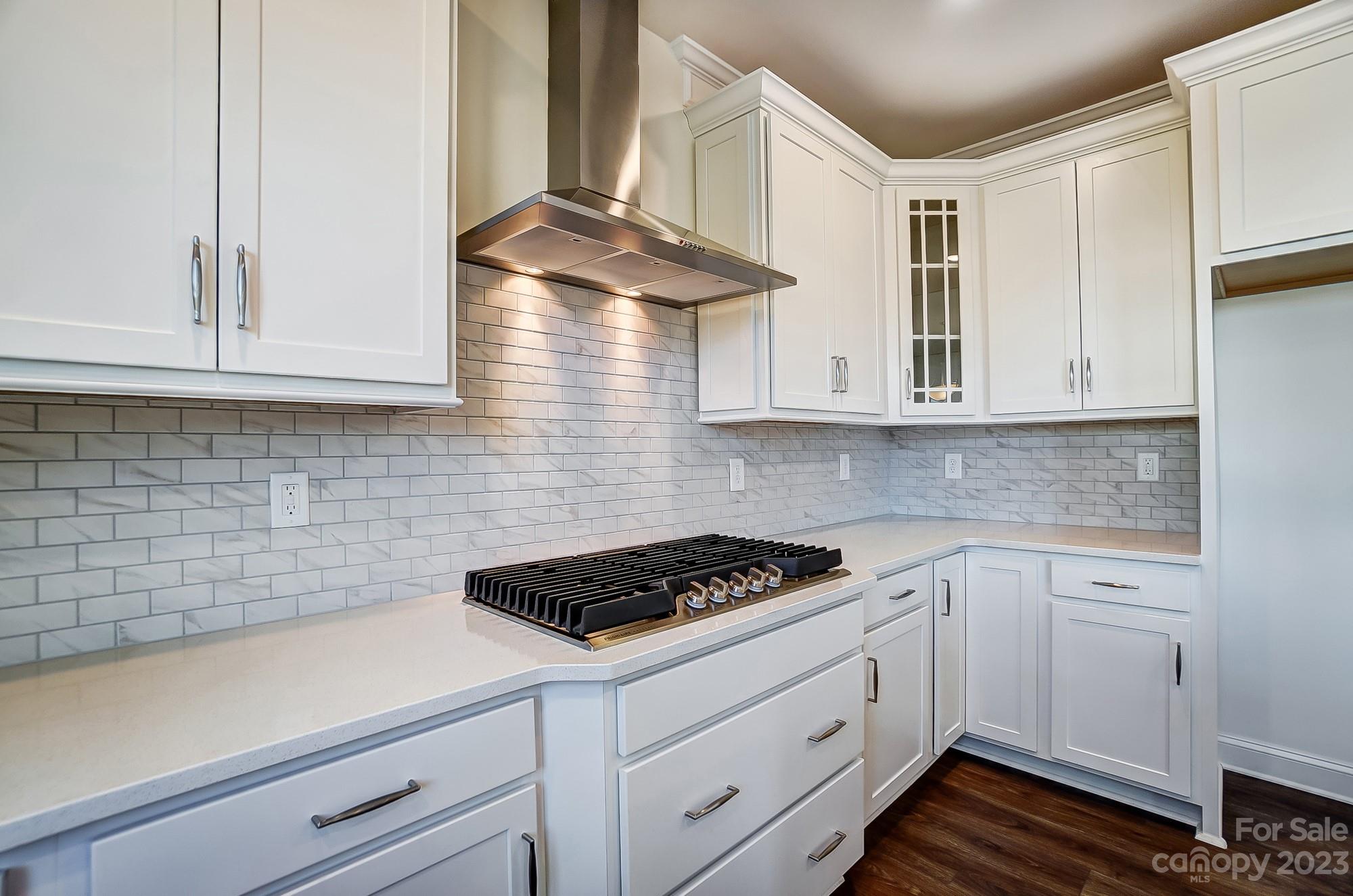 Hampton Woods - Residential