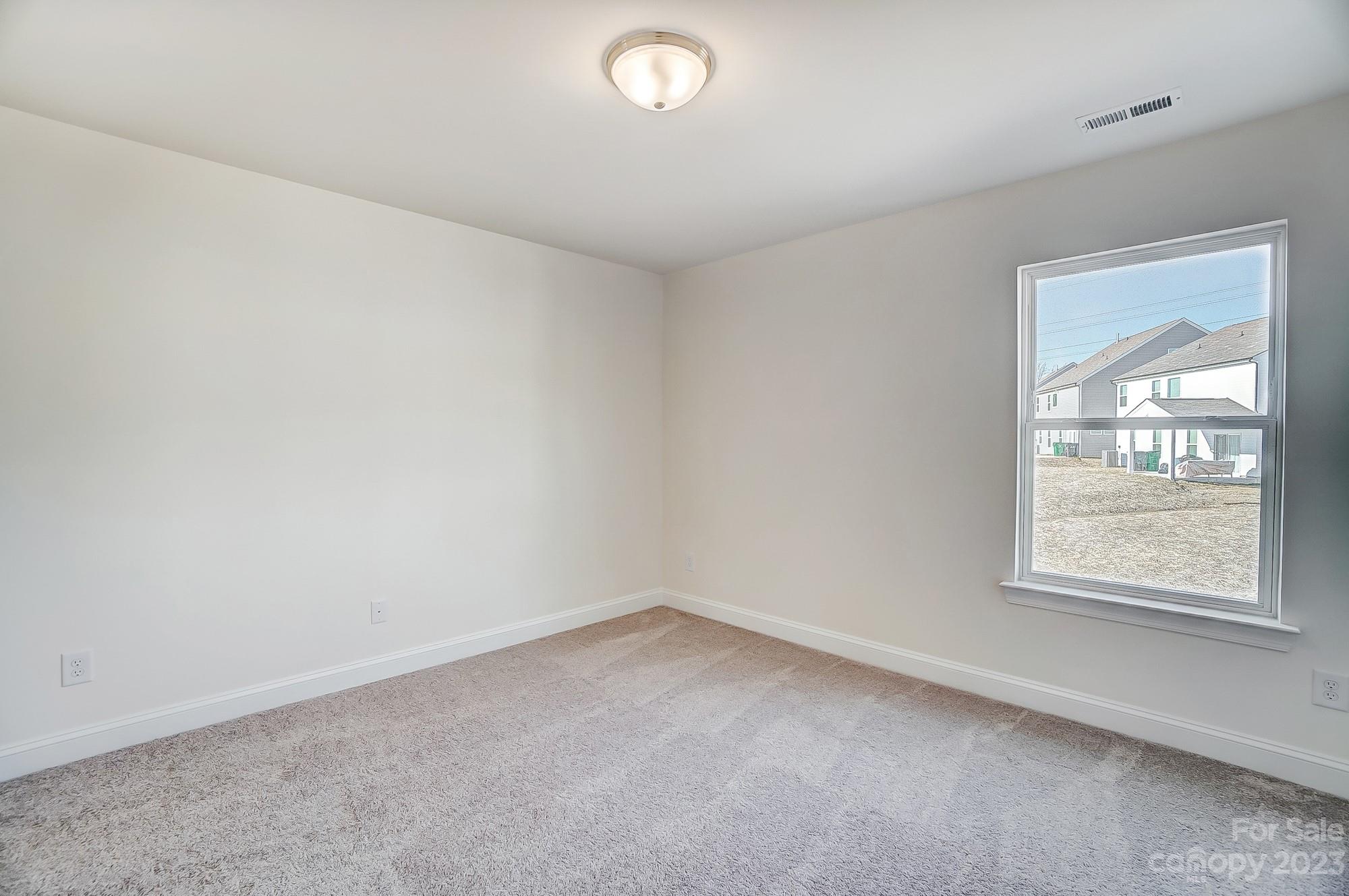 Hampton Woods - Residential