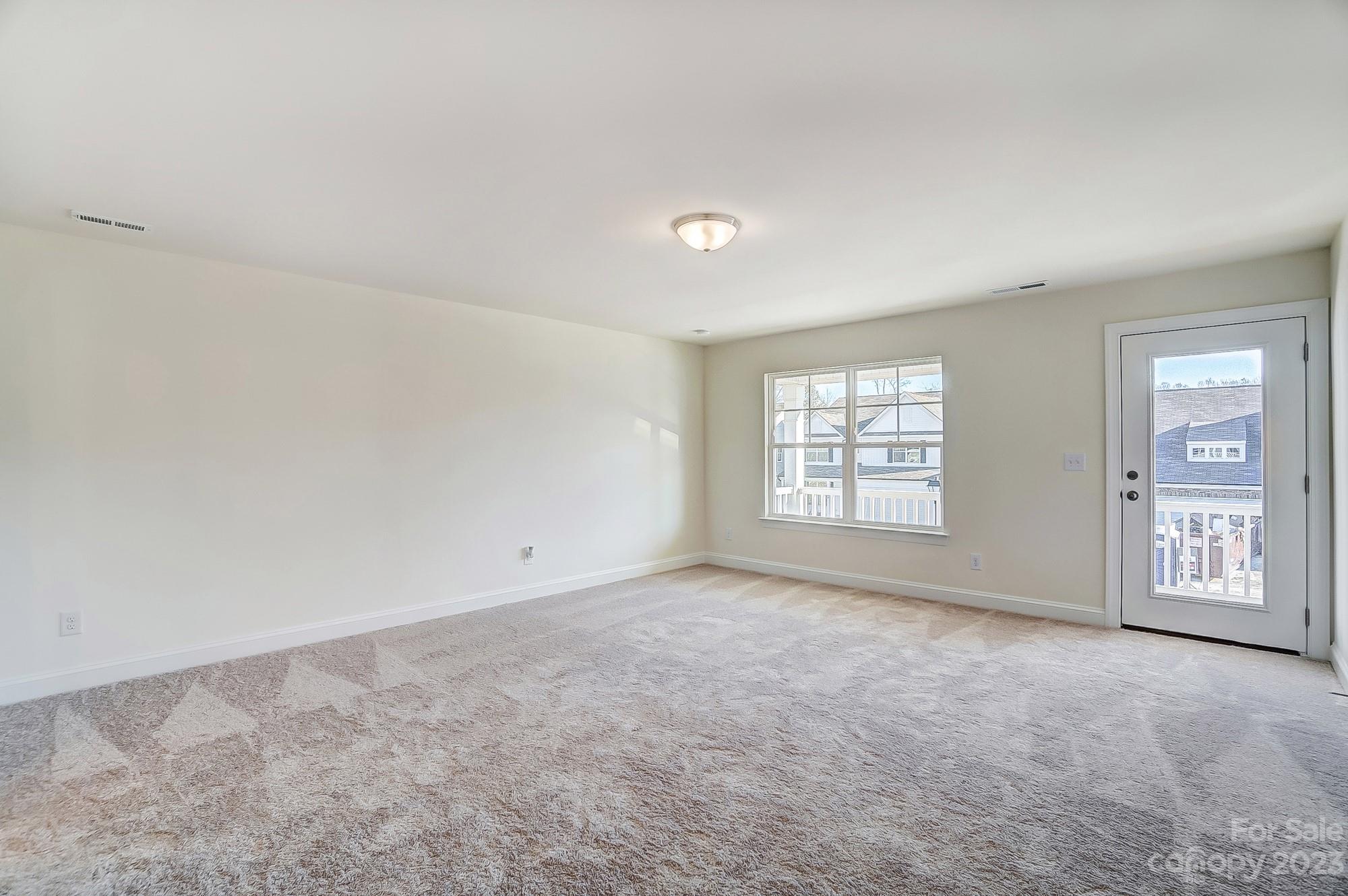 Hampton Woods - Residential