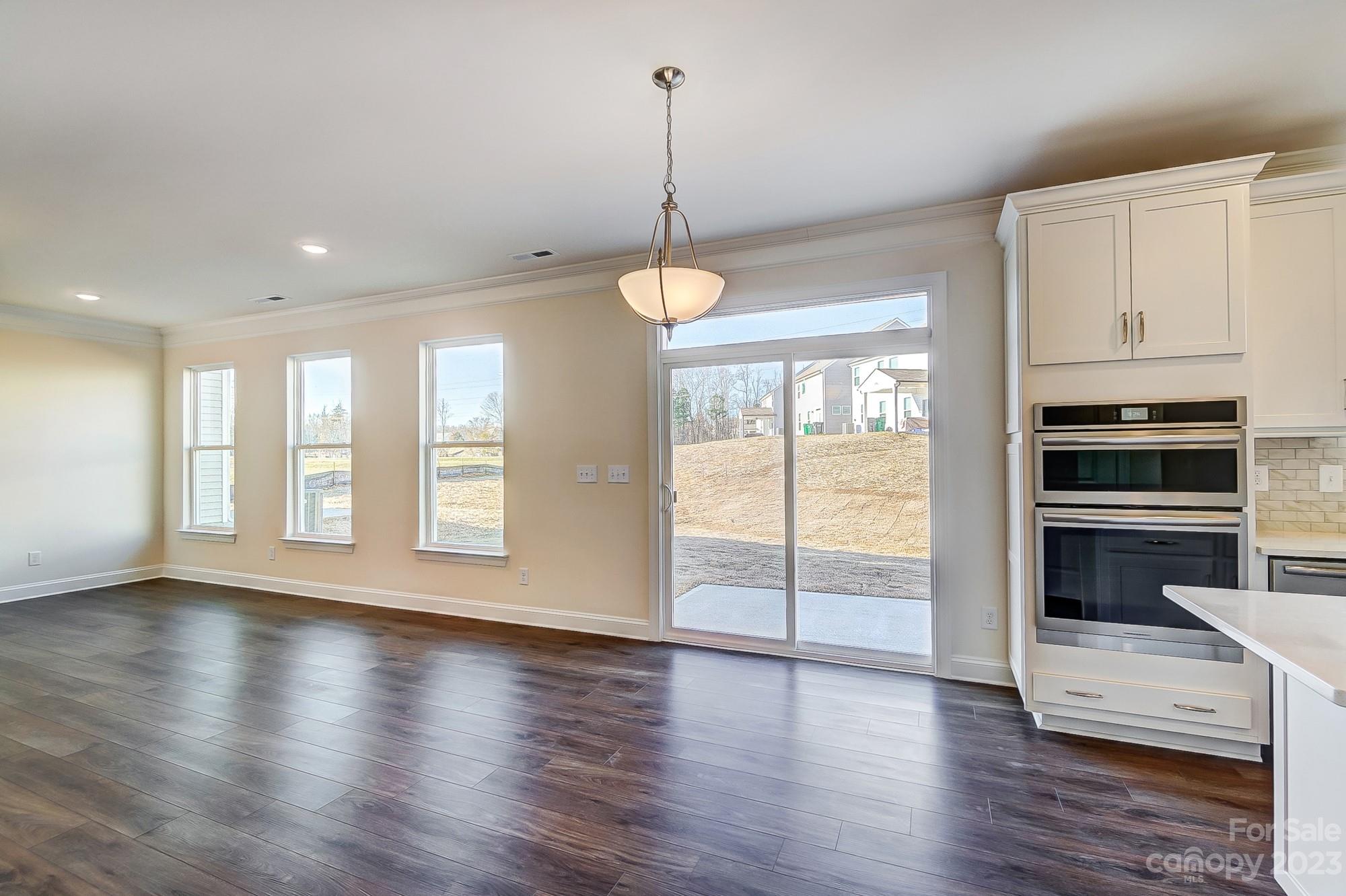 Hampton Woods - Residential