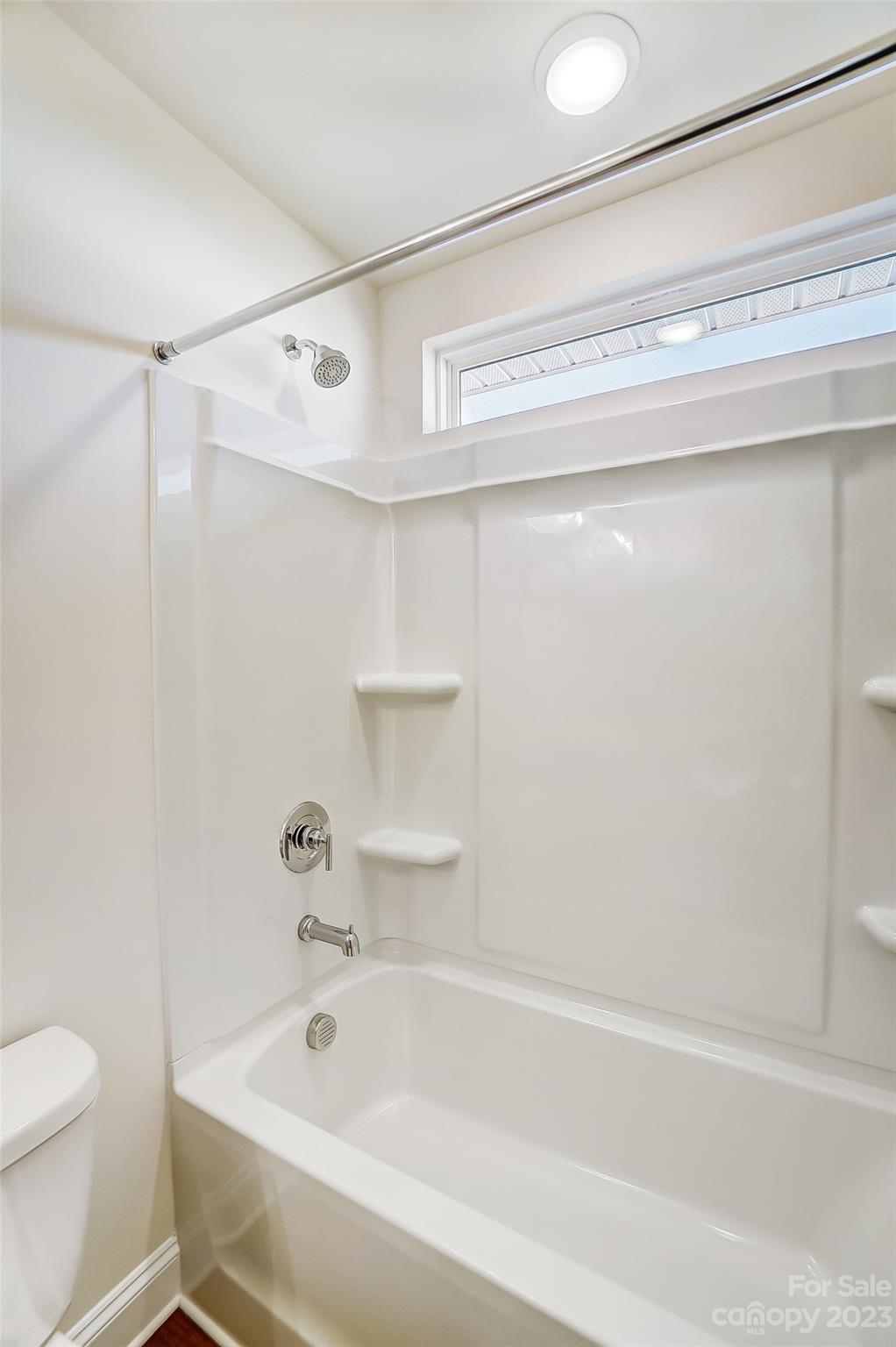 Hampton Woods - Residential