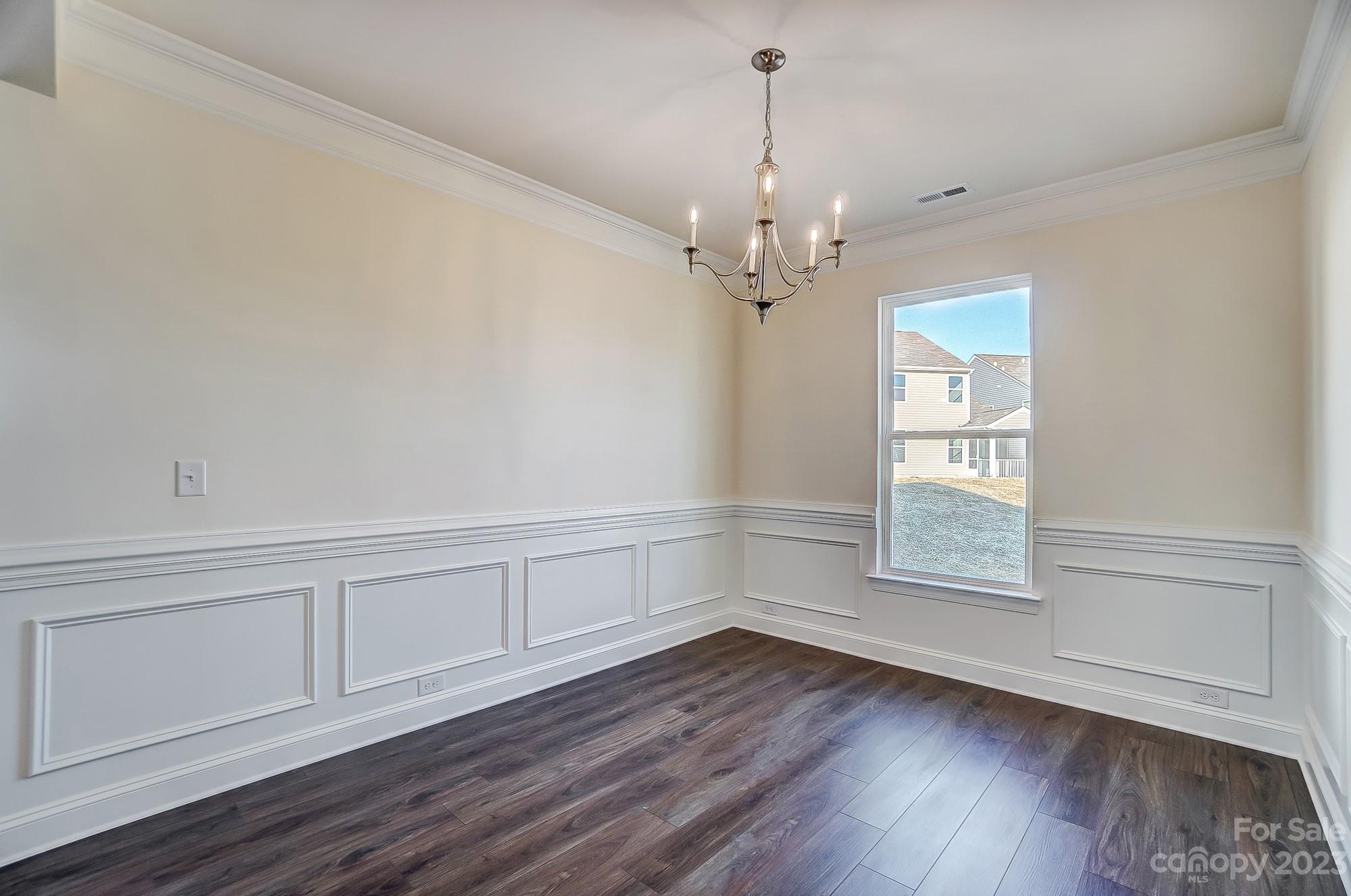 Hampton Woods - Residential