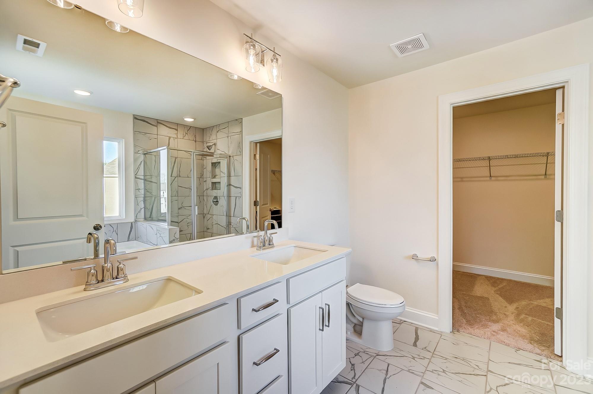 Hampton Woods - Residential