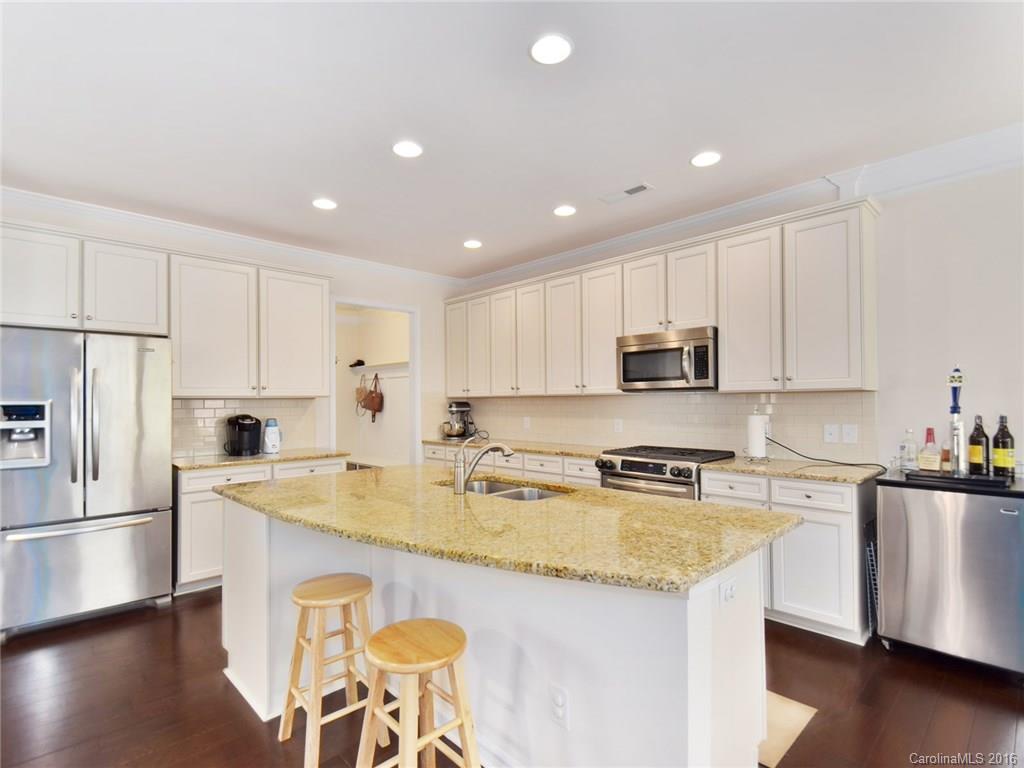 Park South Station - Residential