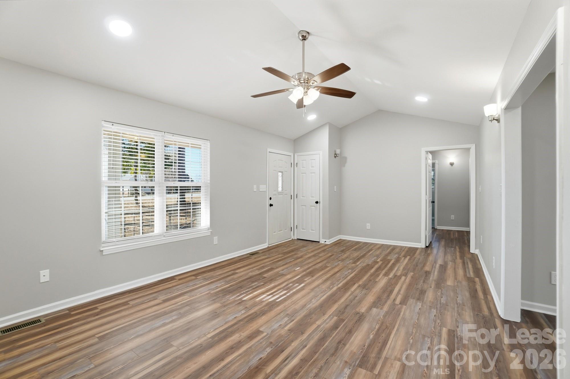 3514 Deer Track Lane