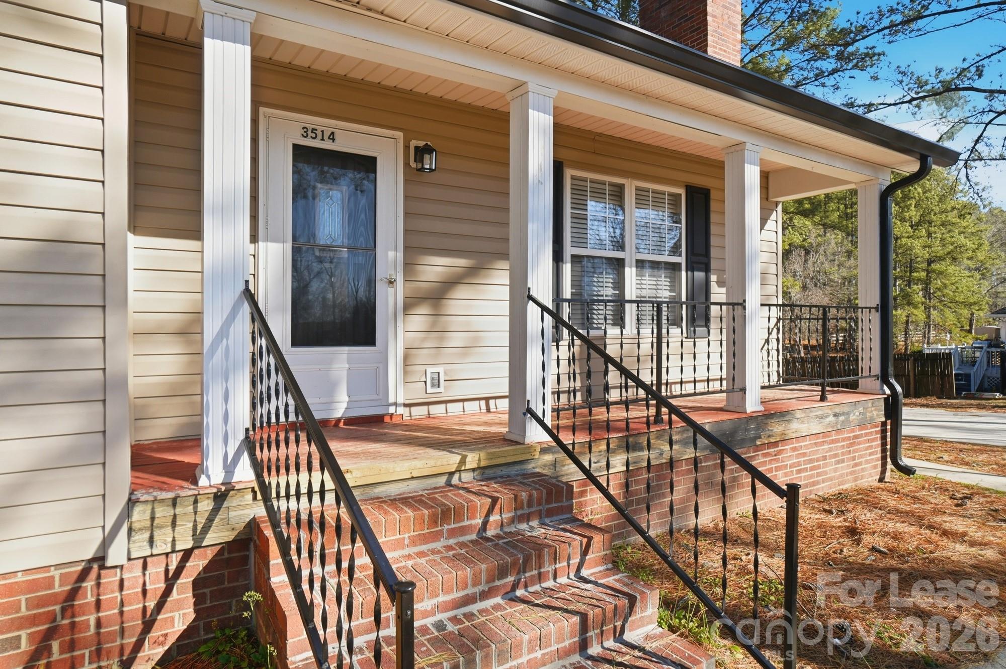 3514 Deer Track Lane