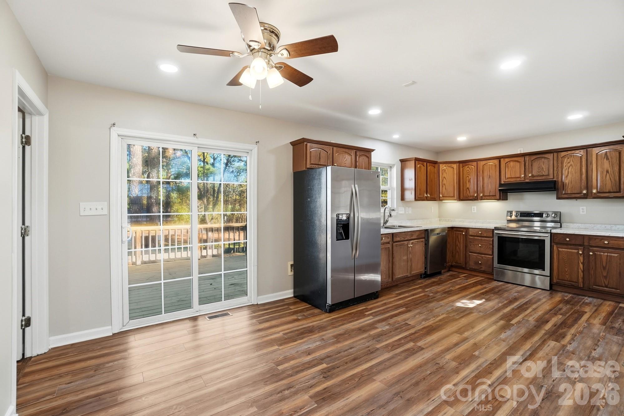 Rocky River Estates - Residential Lease