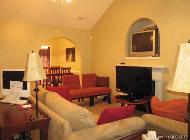 Steele Meadows - Residential Lease