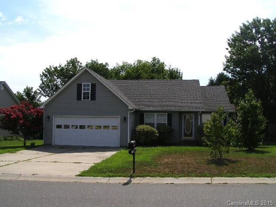 Adorable RANCH home in FORT MILL! Nice level lot, rear deck overlooks private backyard. Spacious eat-in Kitchen has cooktop range and refrigerator included. Vaulted Living Room w/ fireplace and tv niche, arch doorway to Dining area. Large Master Bedroom is accented by tray ceiling and has WIC + private bath. Two nice-sized secondary bedrooms. Utility Room with washer & dryer.