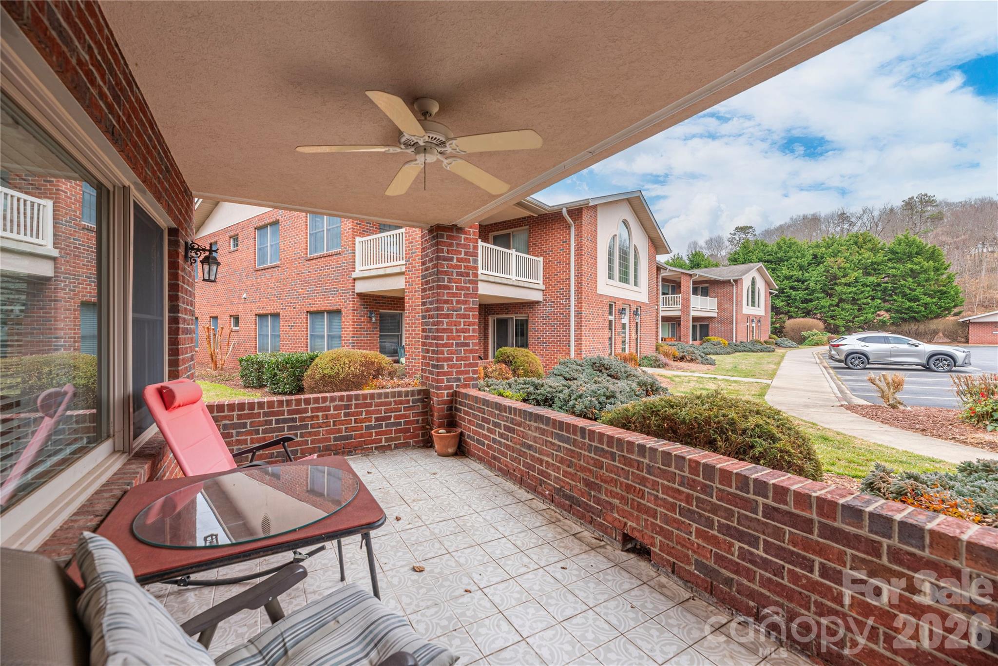 Lakemont Condominiums - Residential