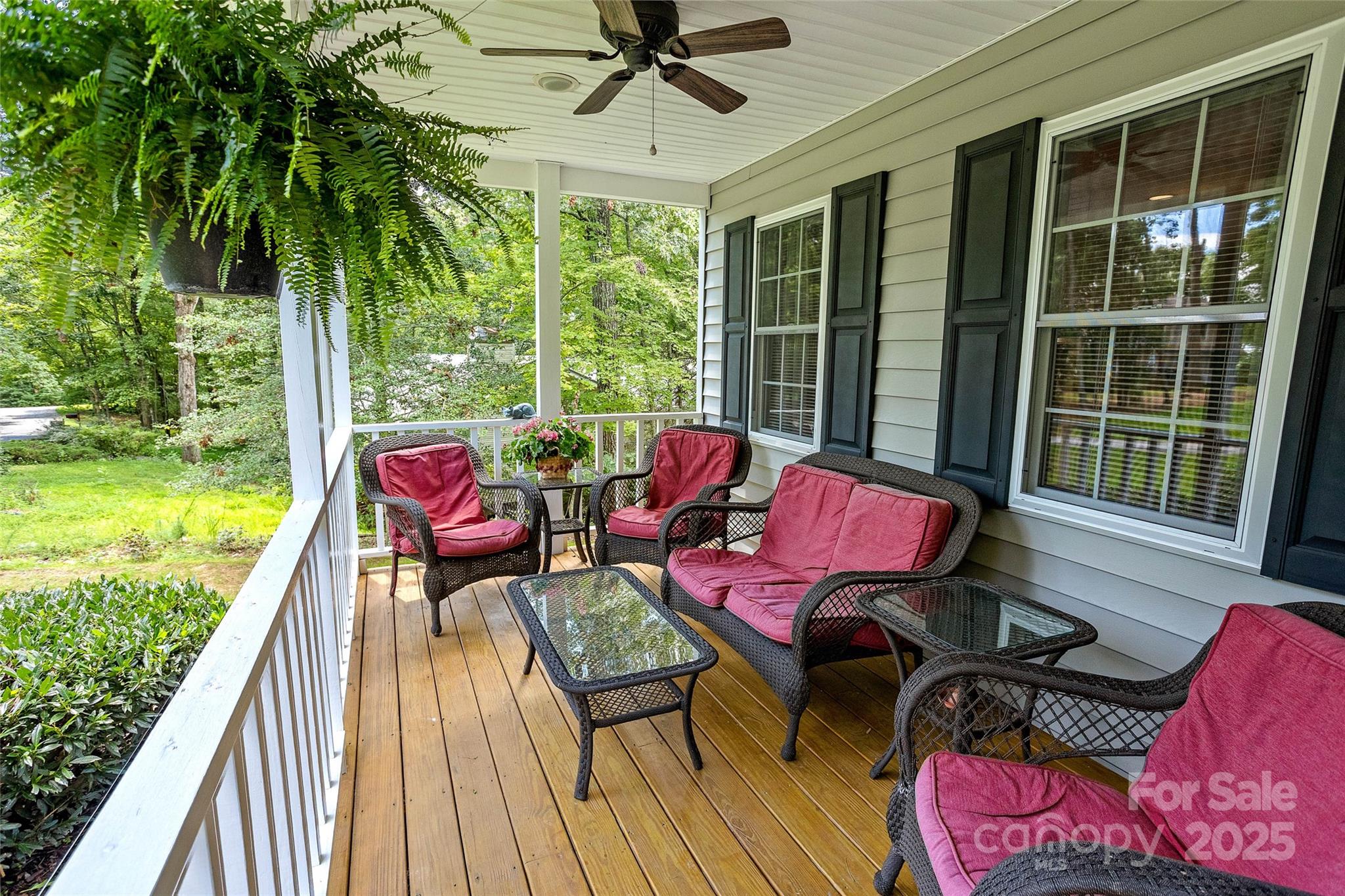 6 Oak Grove Road