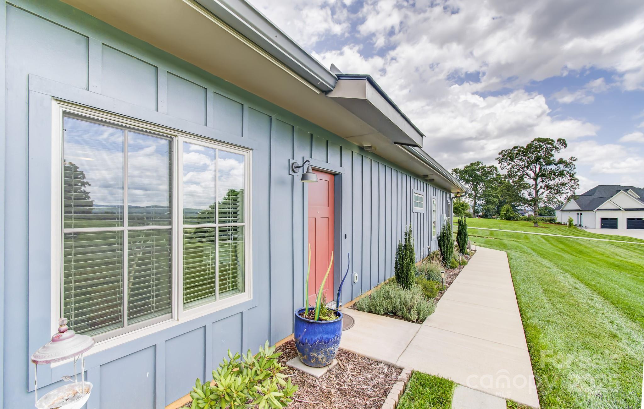 147 Majestic Ridge Road