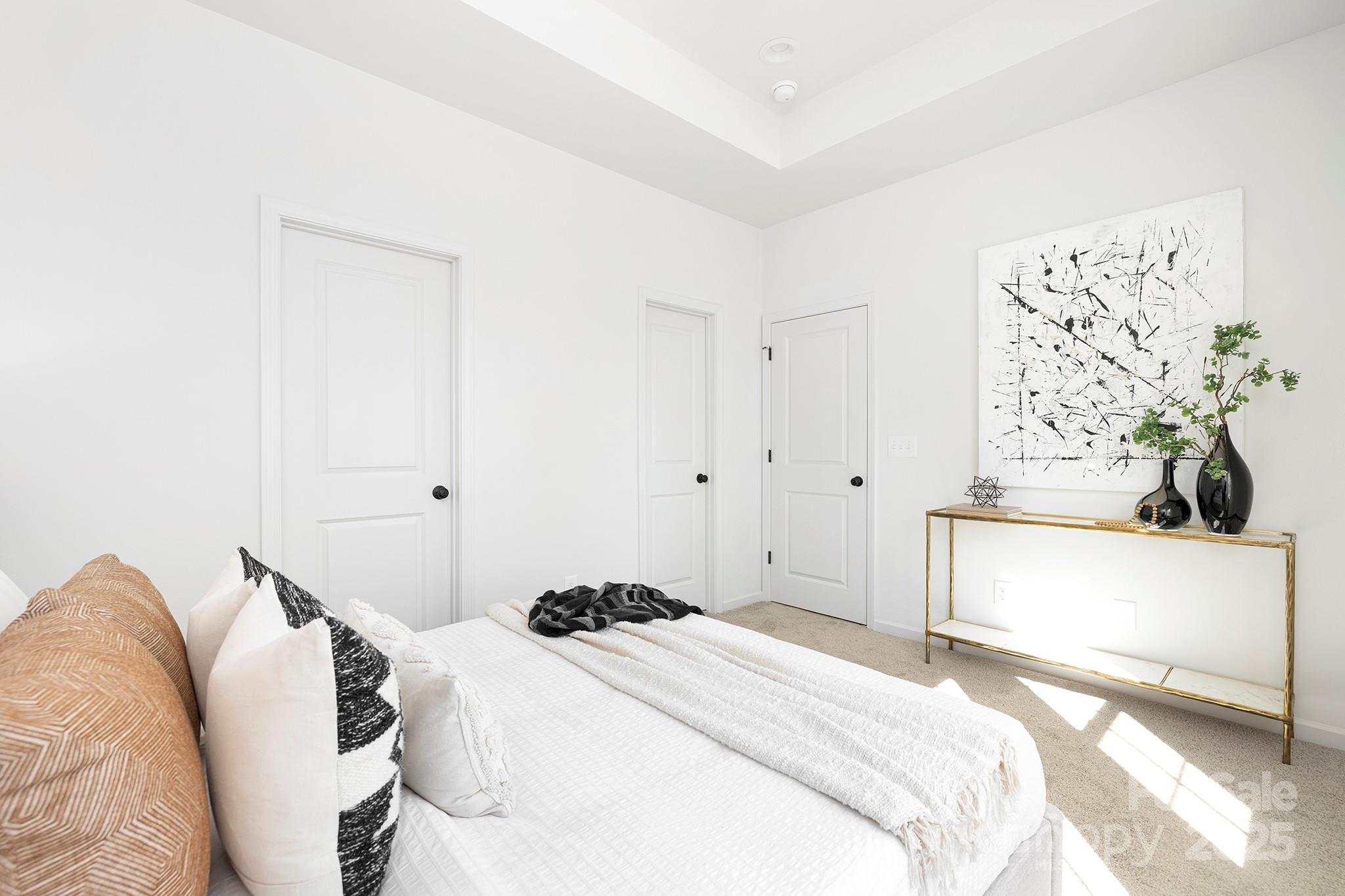 319 E Glendale Avenue