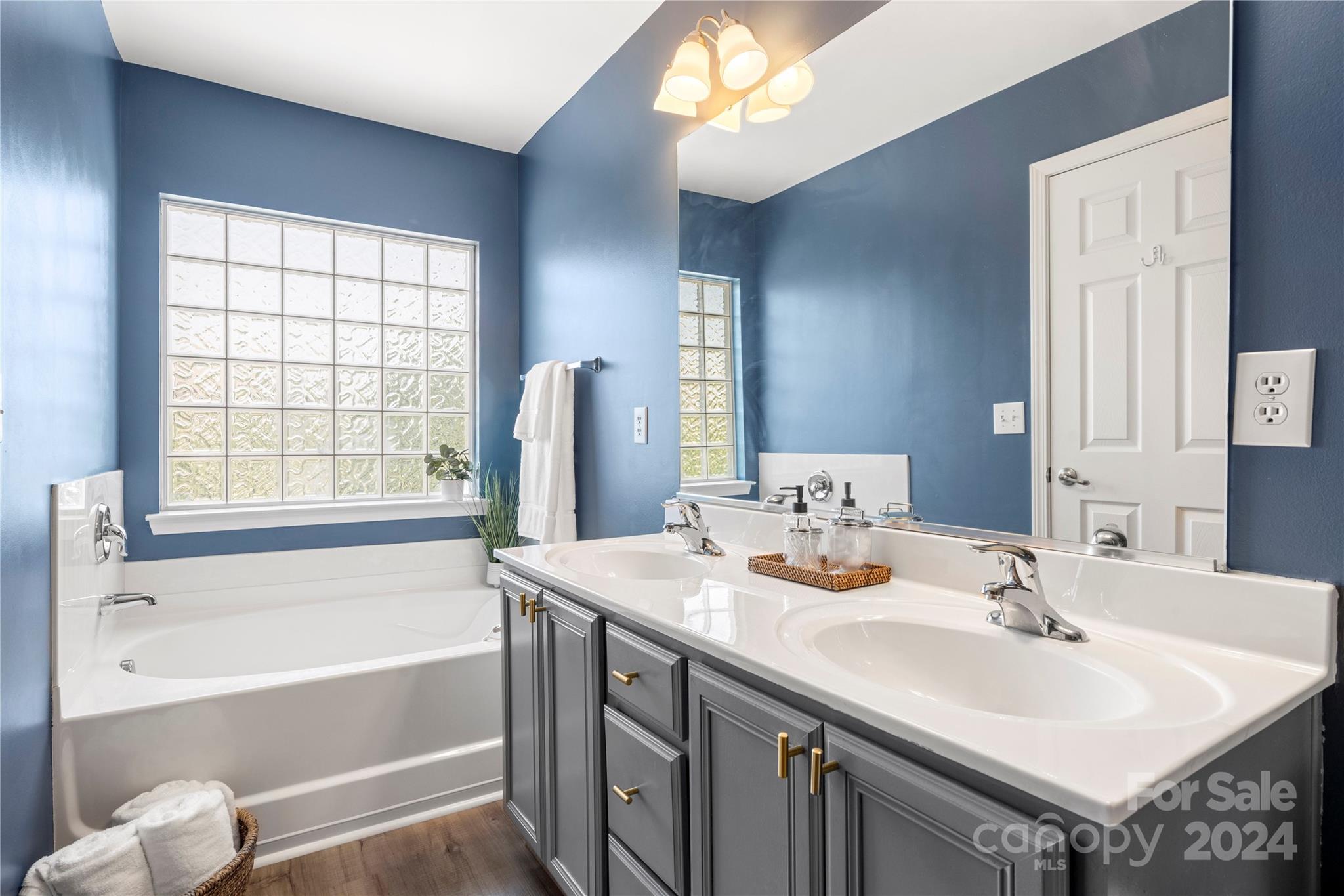 Townhomes at Ayrsley - Residential
