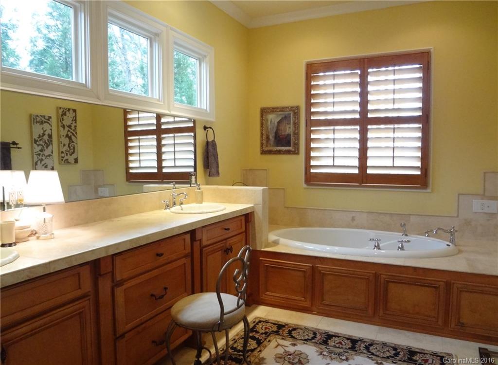 Forest Bay - Residential