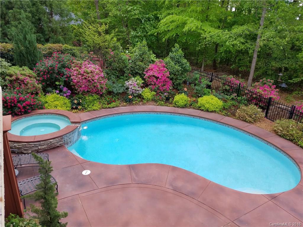 Forest Bay - Residential