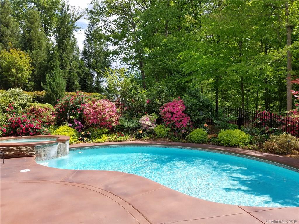 Forest Bay - Residential