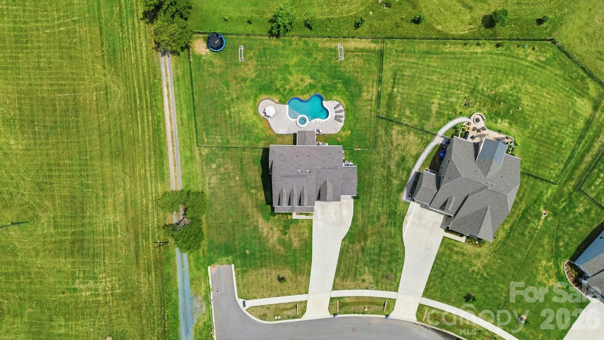 3205 Kintore Lane