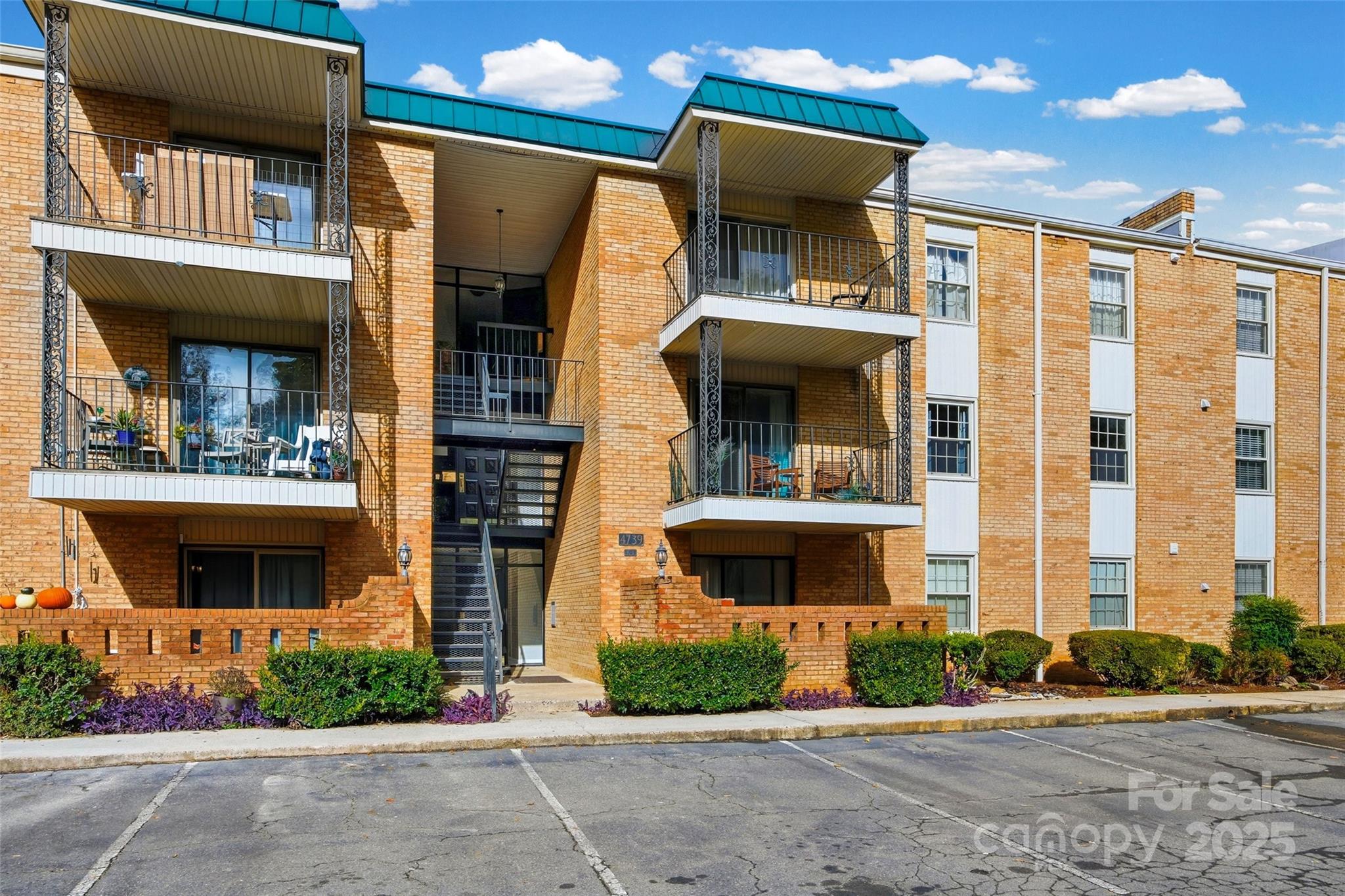 Franciscan Terrace - Residential