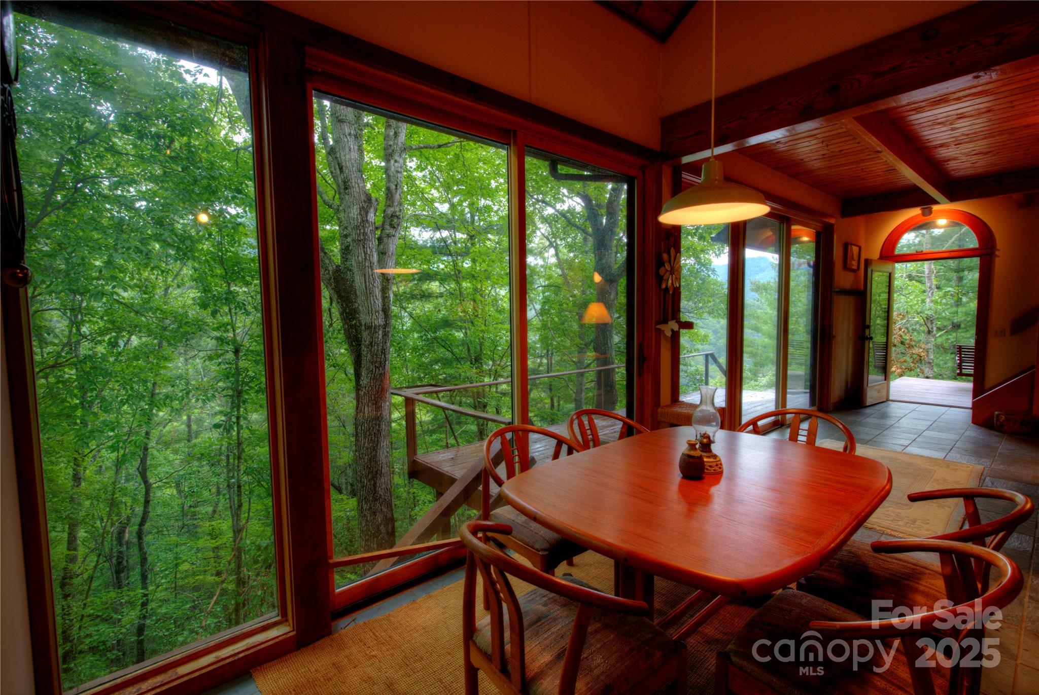 565 Silver Ridge Road