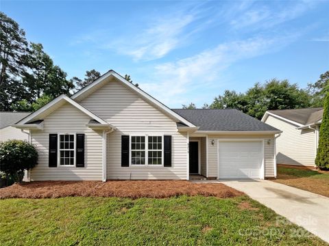 8219 Pozzi Road Charlotte NC 28216